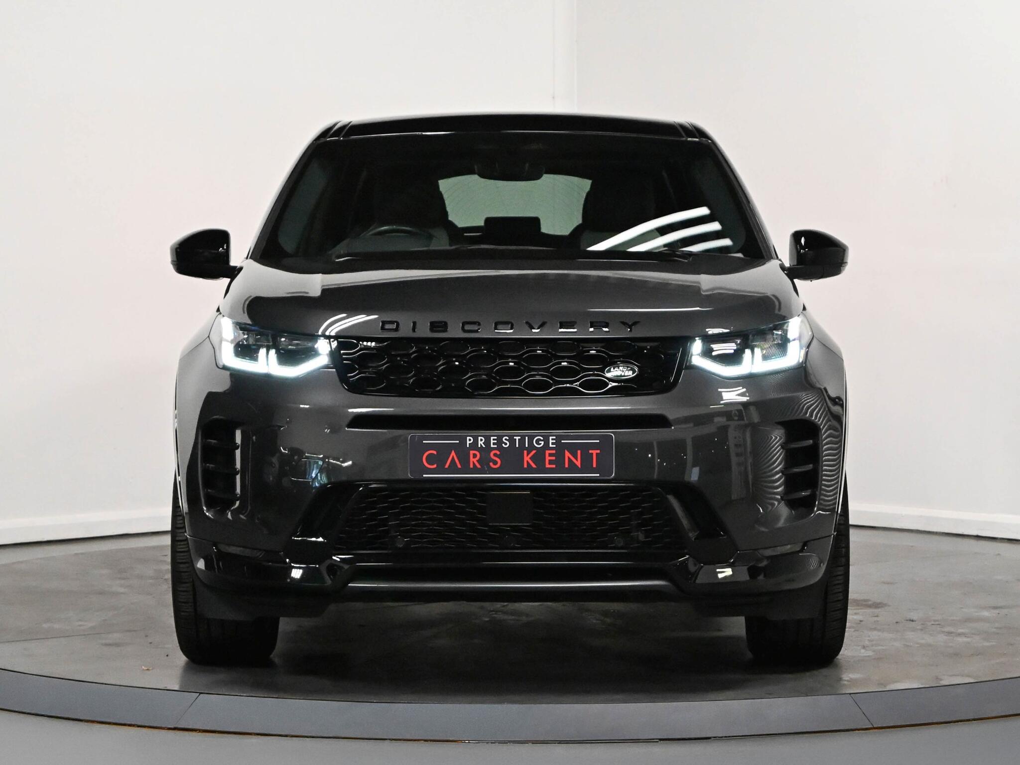 Land Rover Discovery Sport view 22