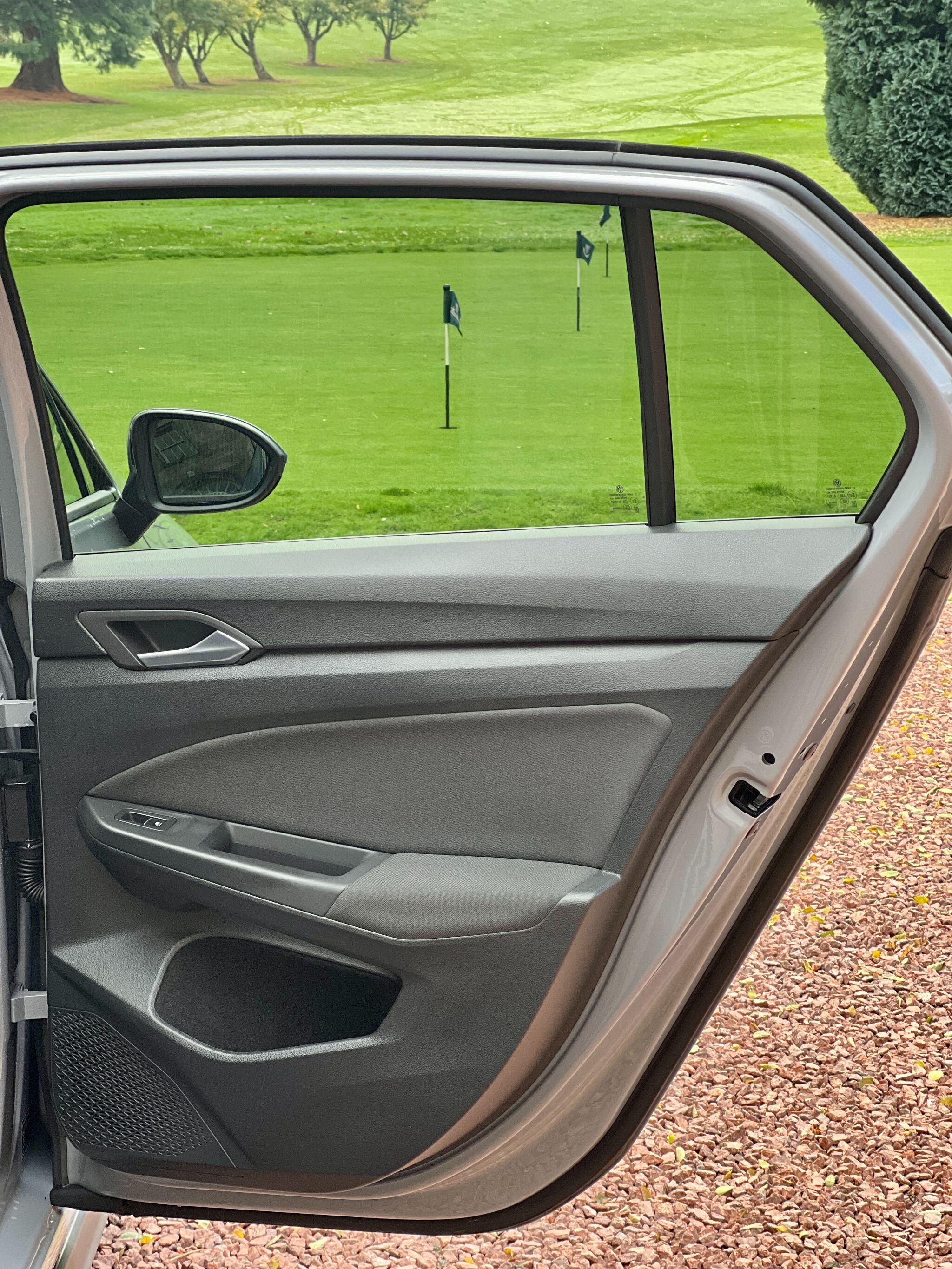 Volkswagen Golf view 30