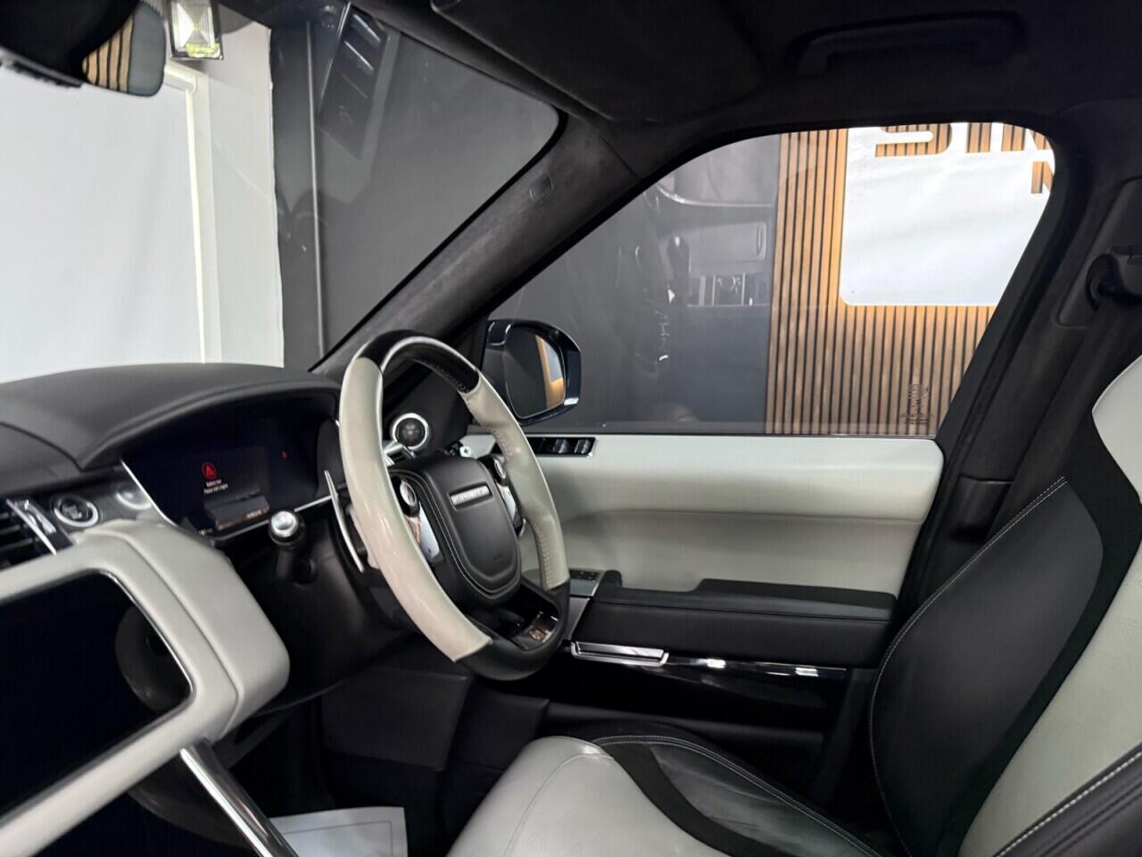 Land Rover Range Rover Sport view 38