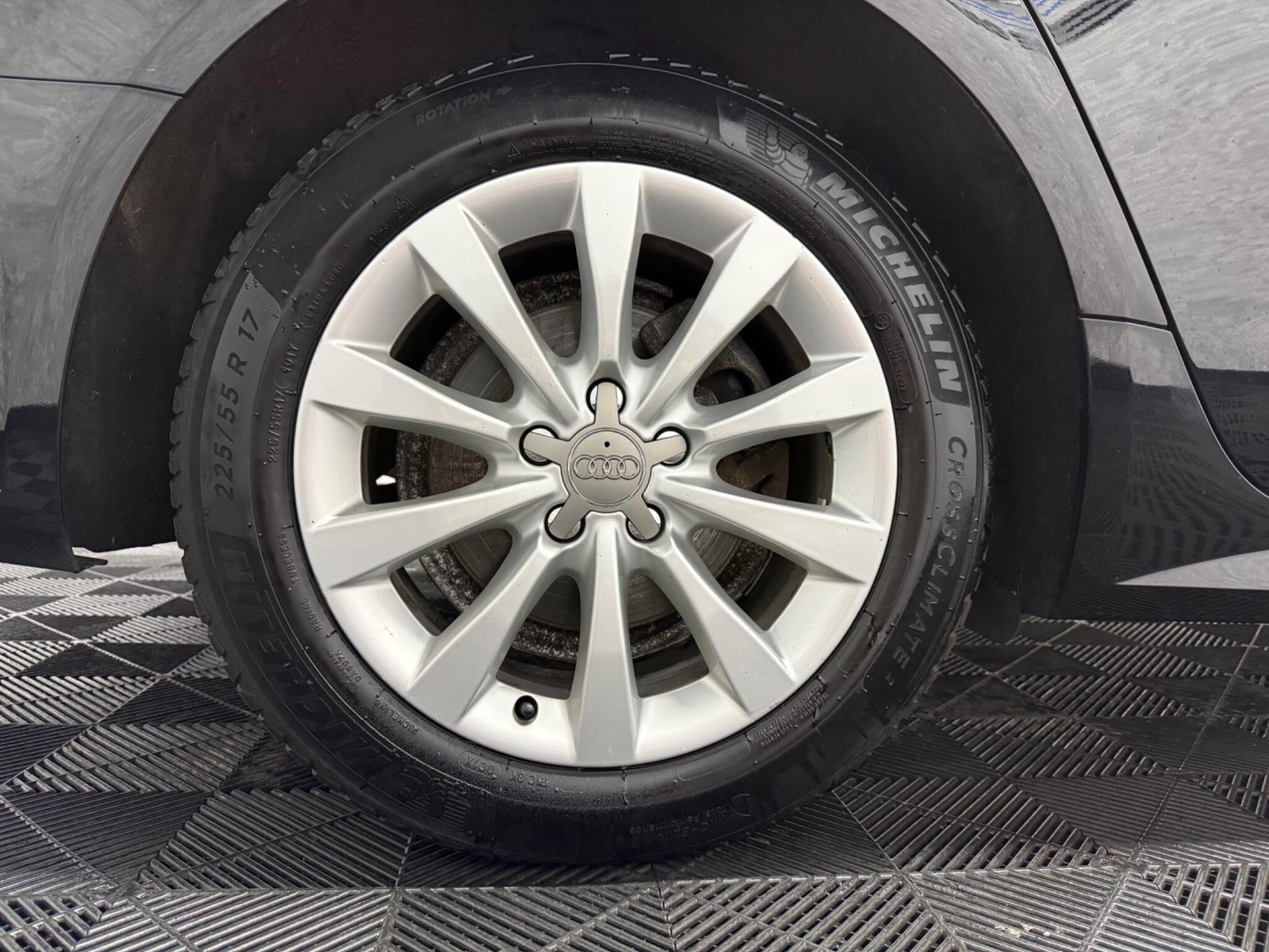 Audi A6 Avant view 15