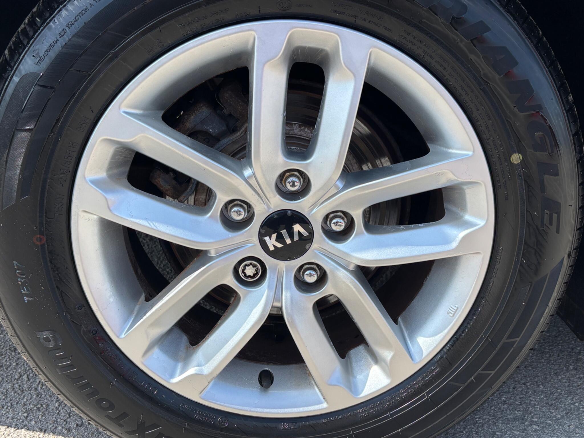 Kia Optima view 9