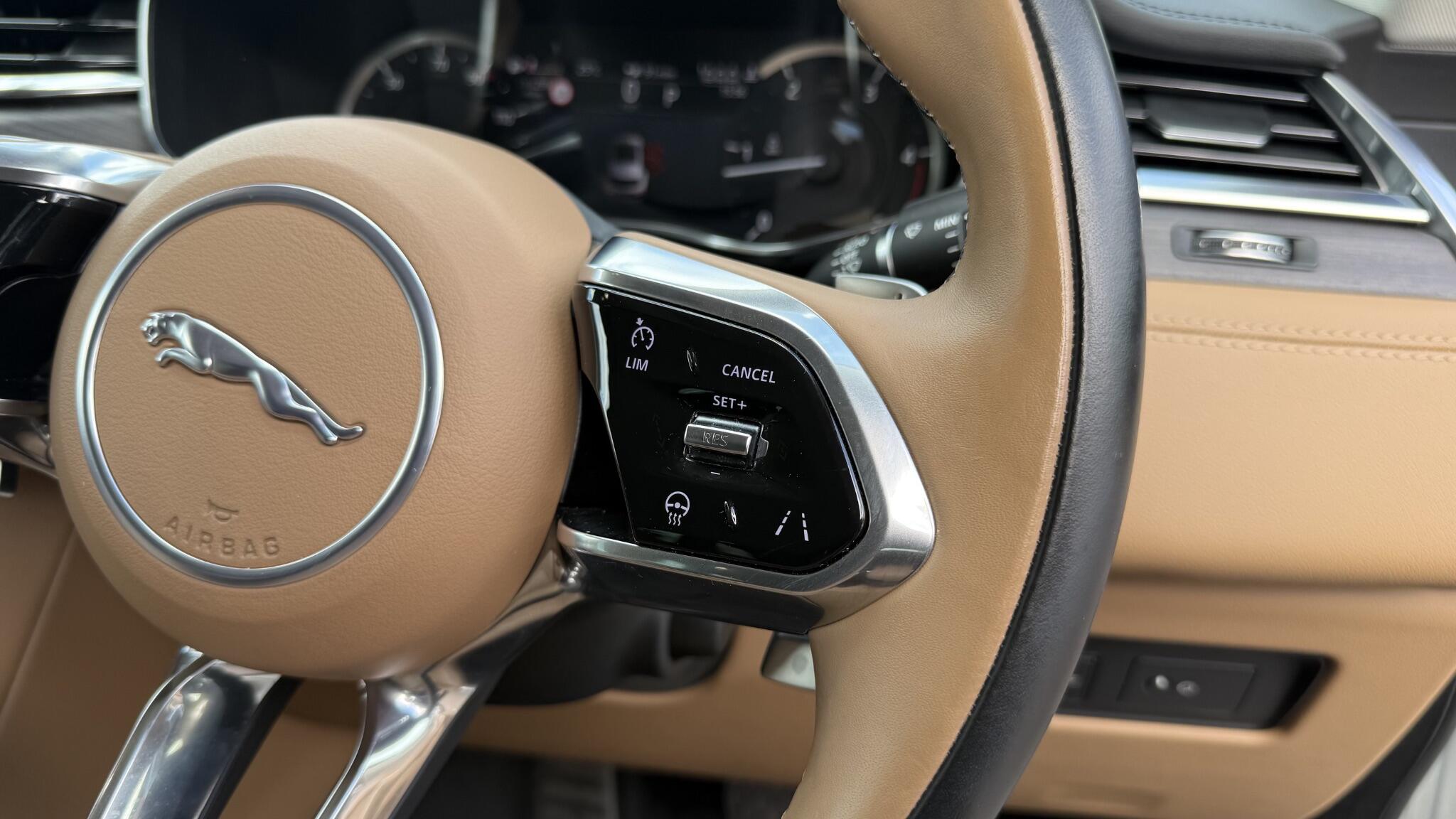 Jaguar F-Pace view 31