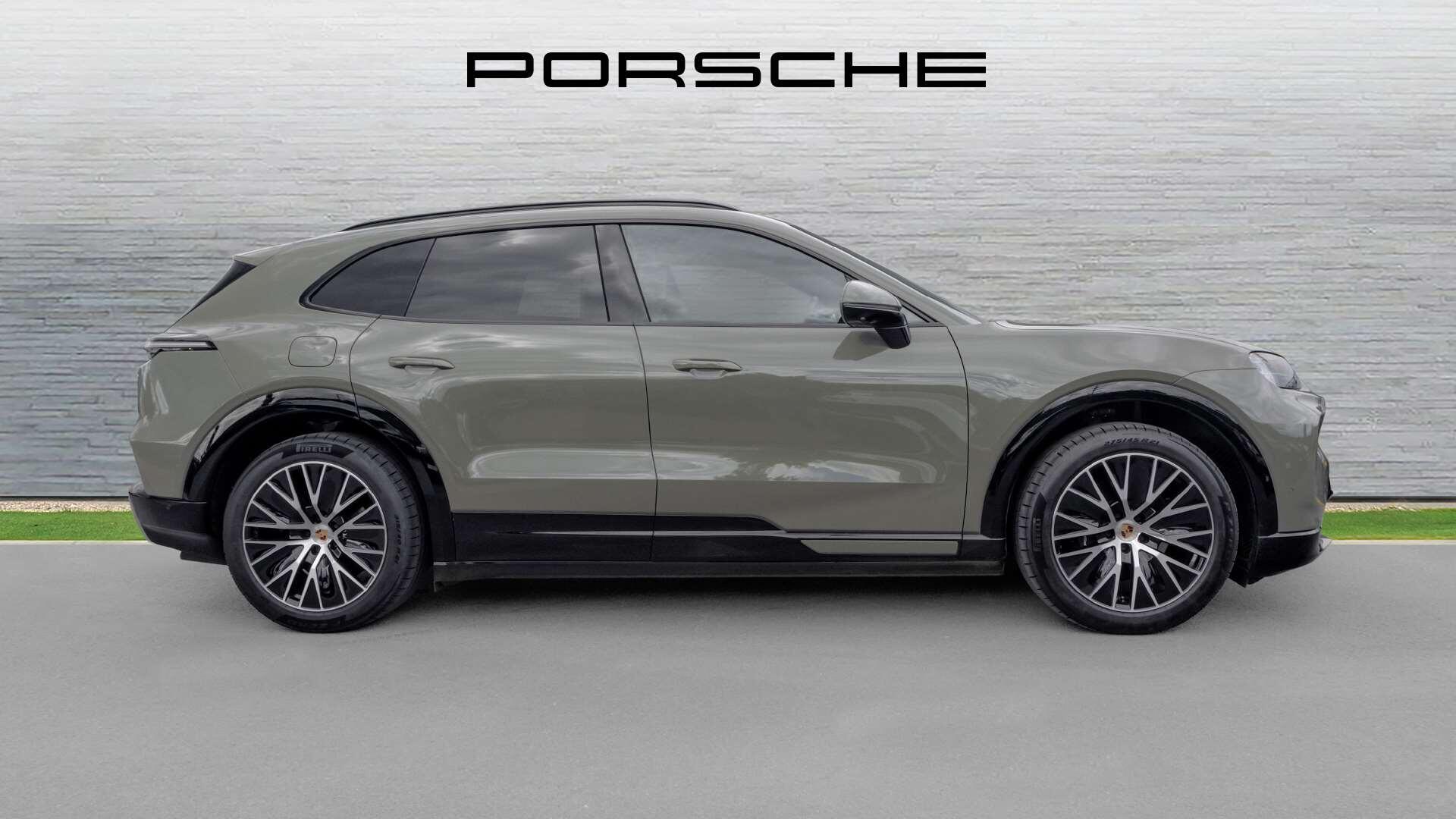Porsche Cayenne view 2