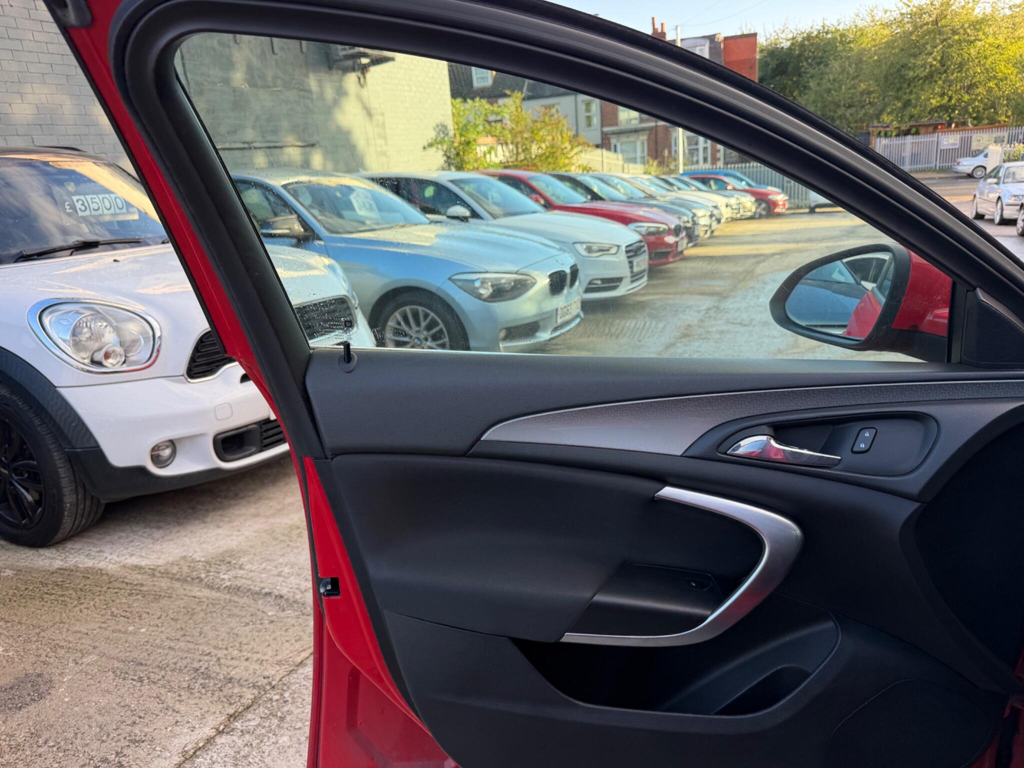 Vauxhall Insignia view 14