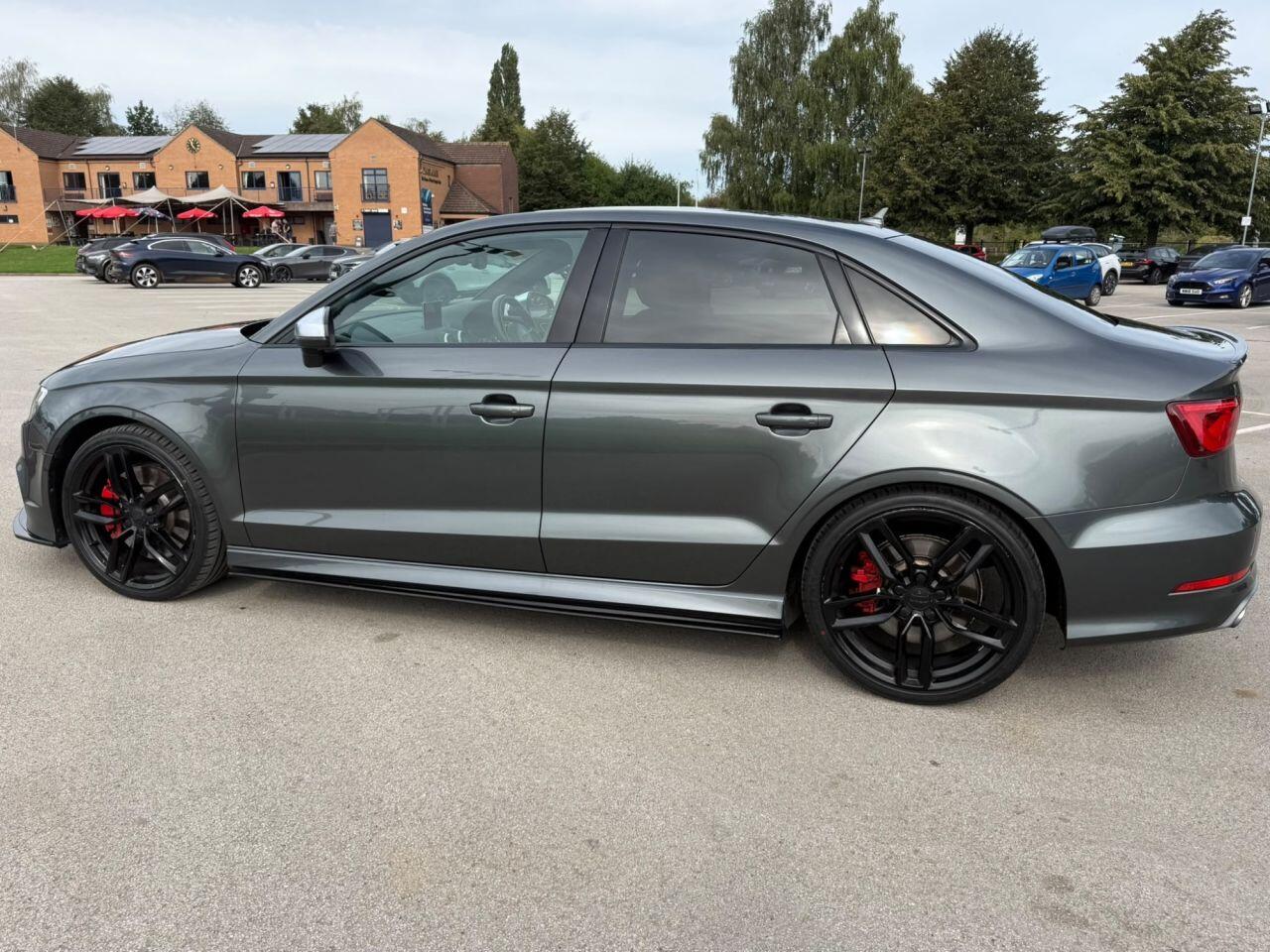 Audi S3 view 25