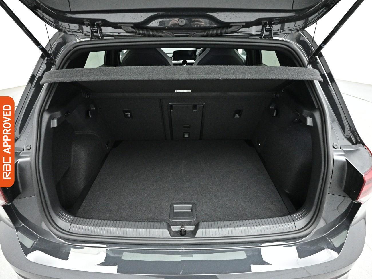 Volkswagen Golf view 27