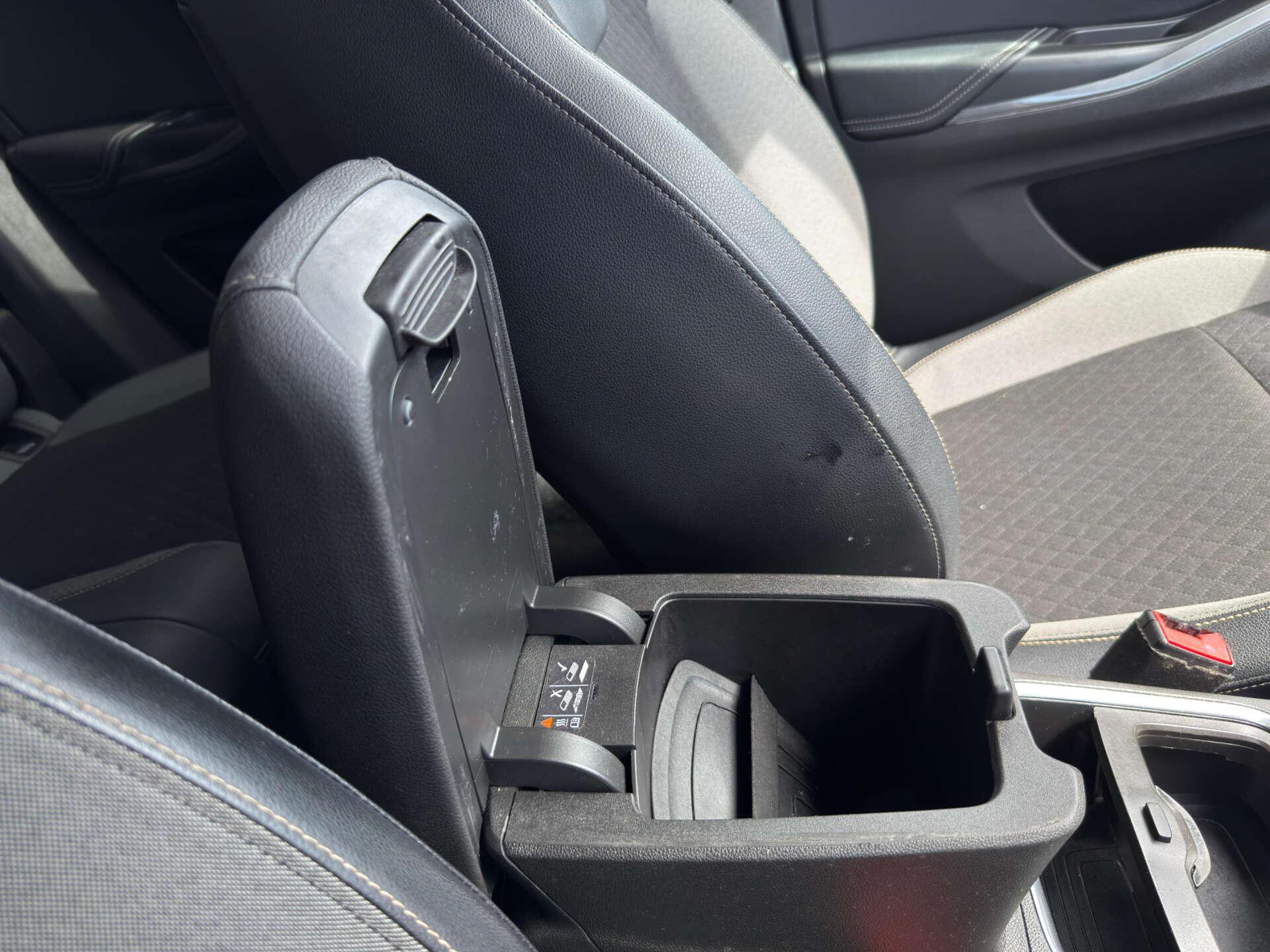 Vauxhall Grandland X view 66