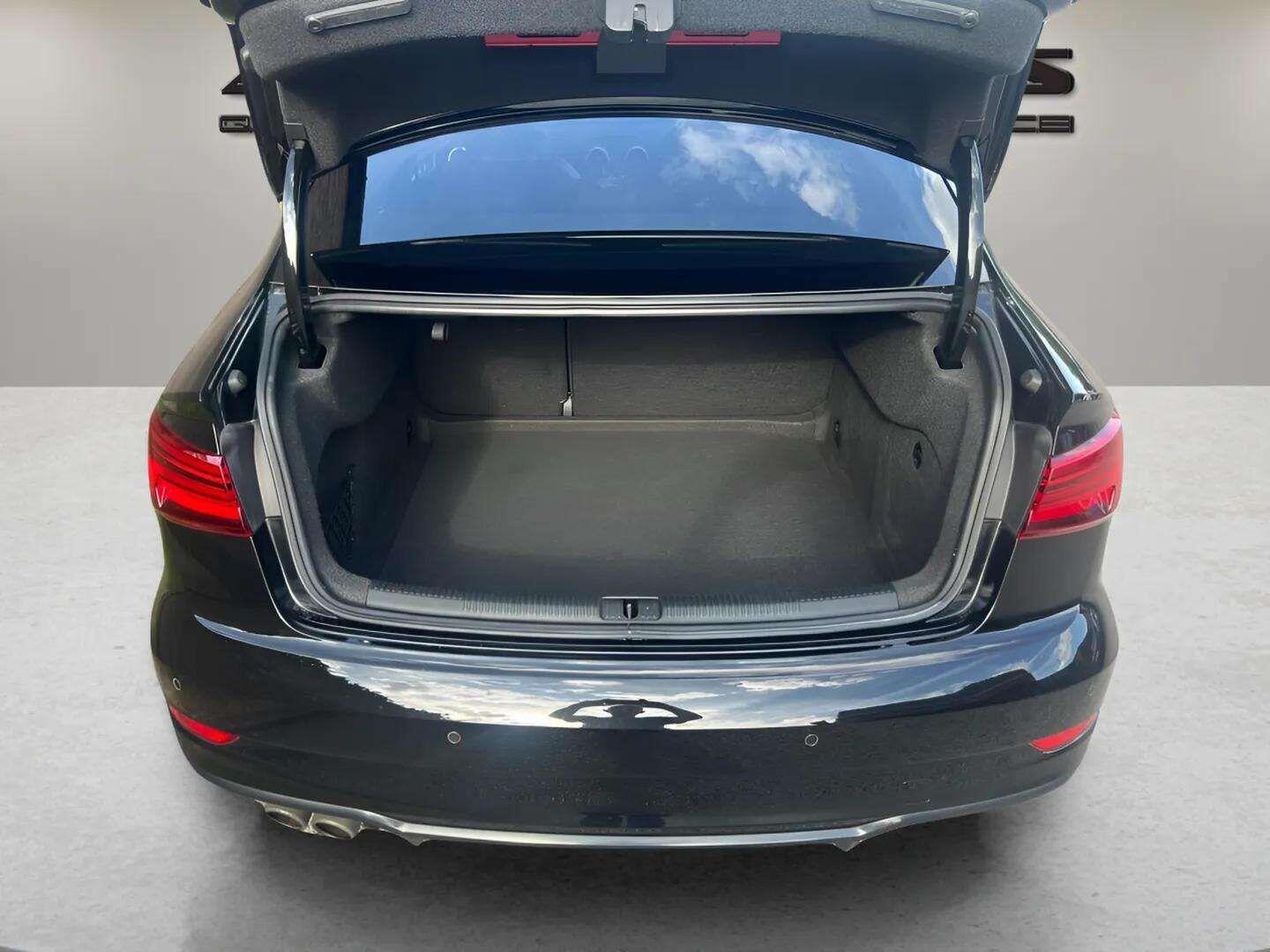Audi A3 view 10