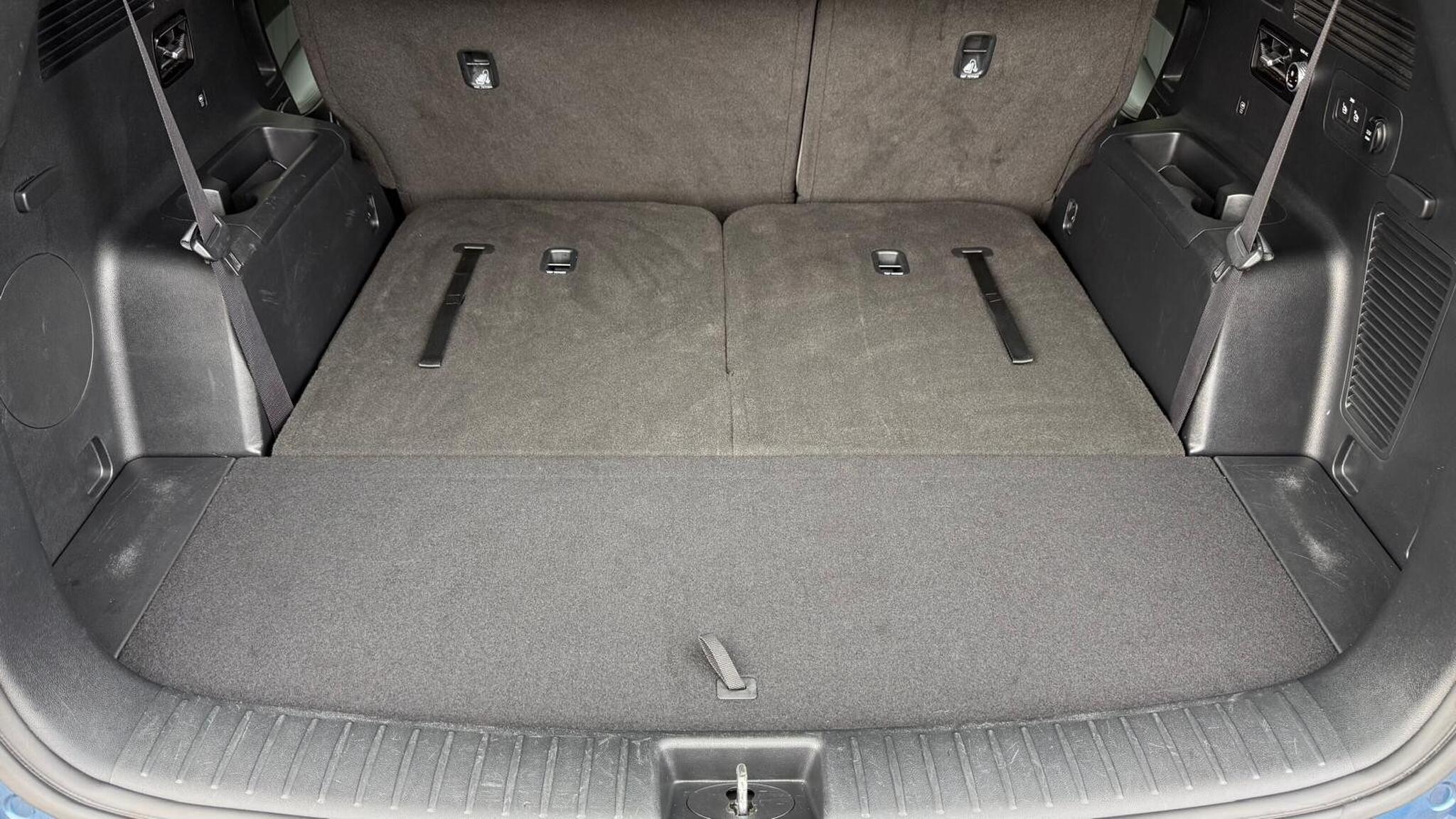 Kia Sorento view 9