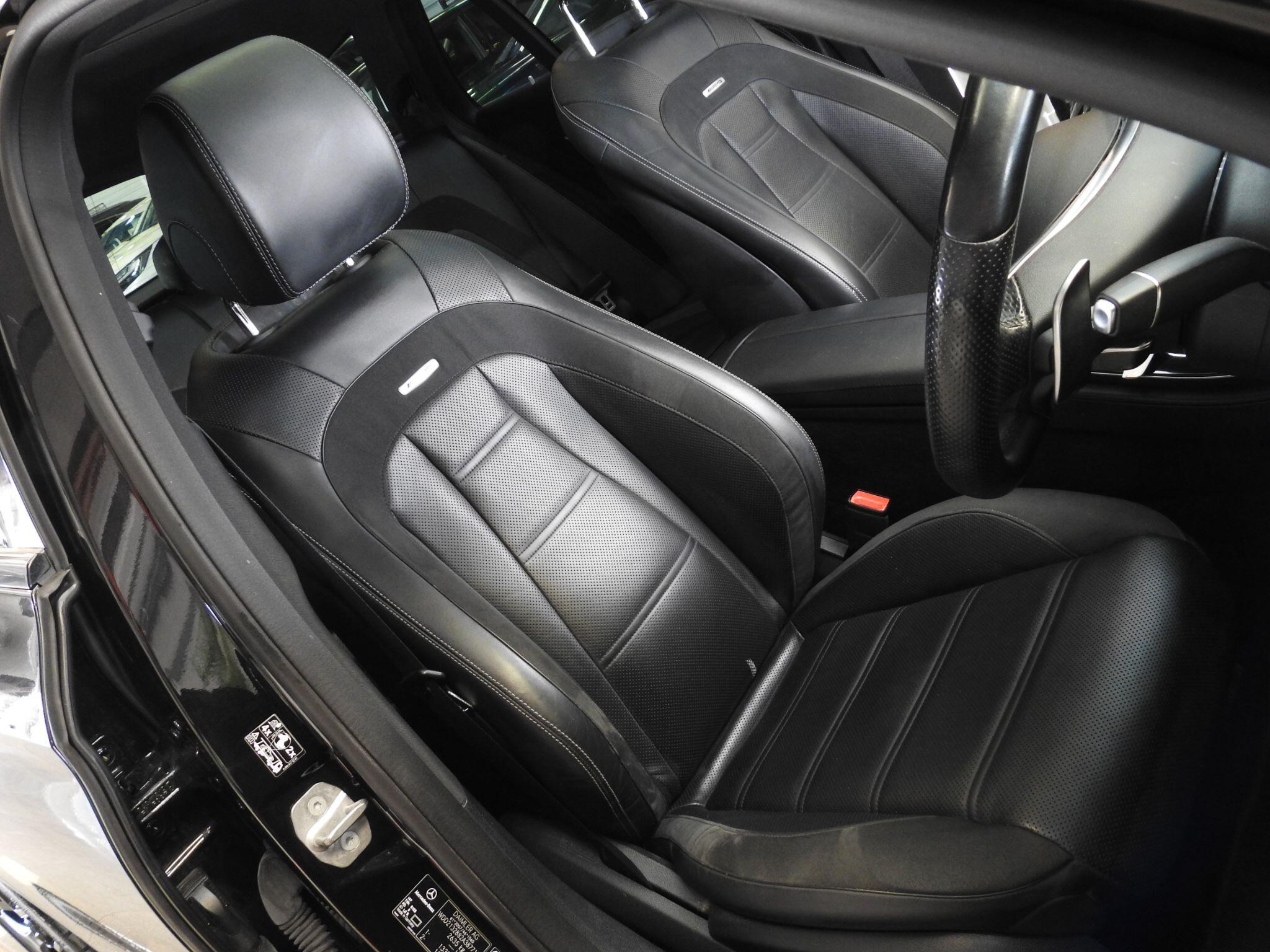 Mercedes-Benz E-Class view 43