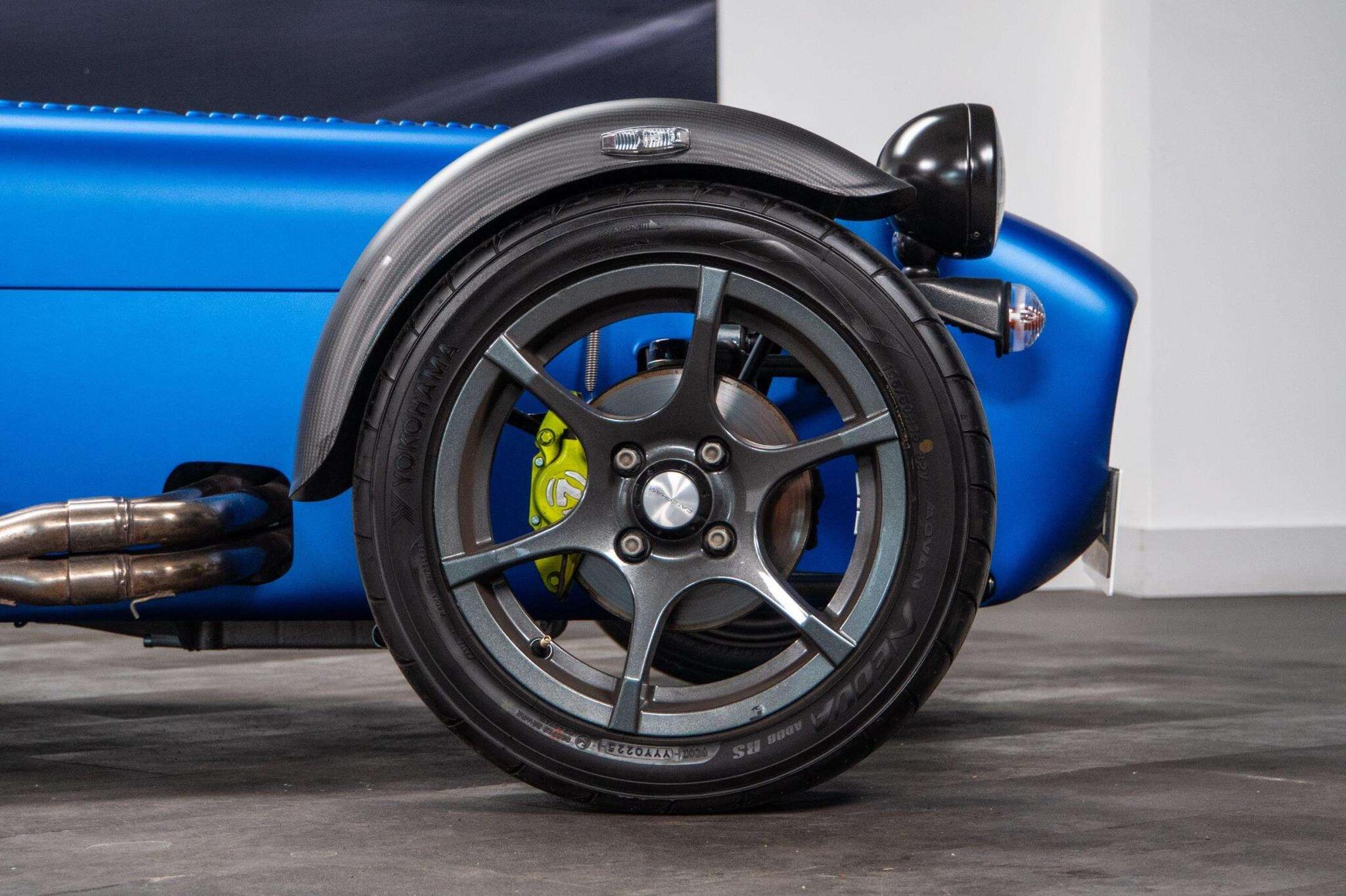 Caterham Seven view 4