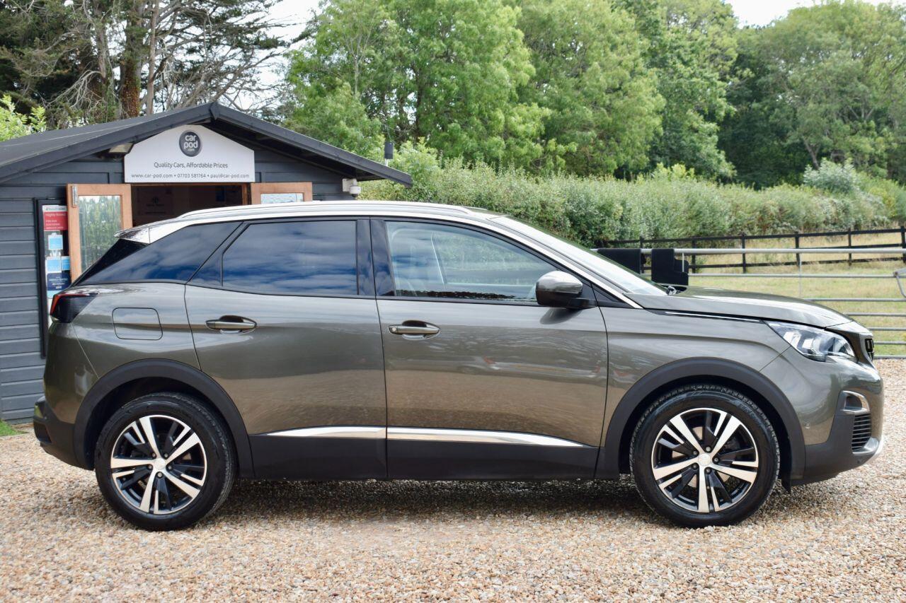 Peugeot 3008 view 14