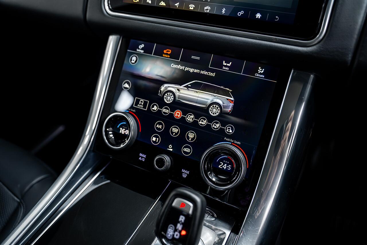 Land Rover Range Rover Sport view 10