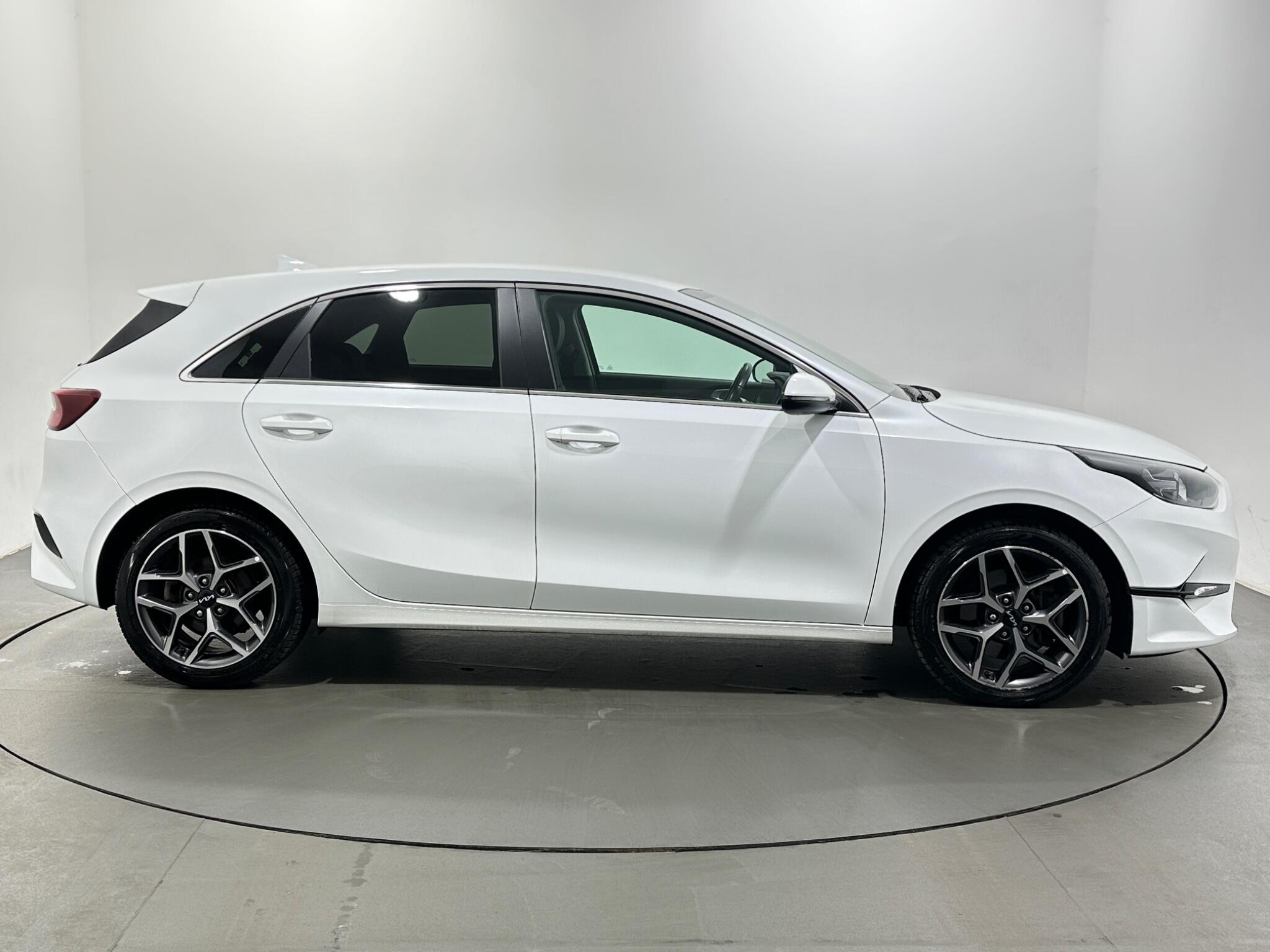 Kia Ceed view 9
