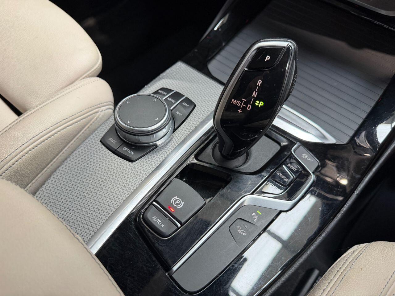 BMW X3 view 32