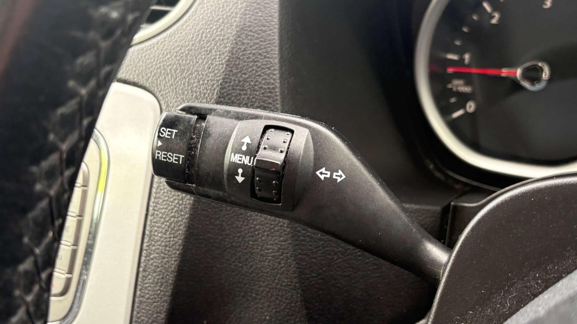 Ford Focus view 17