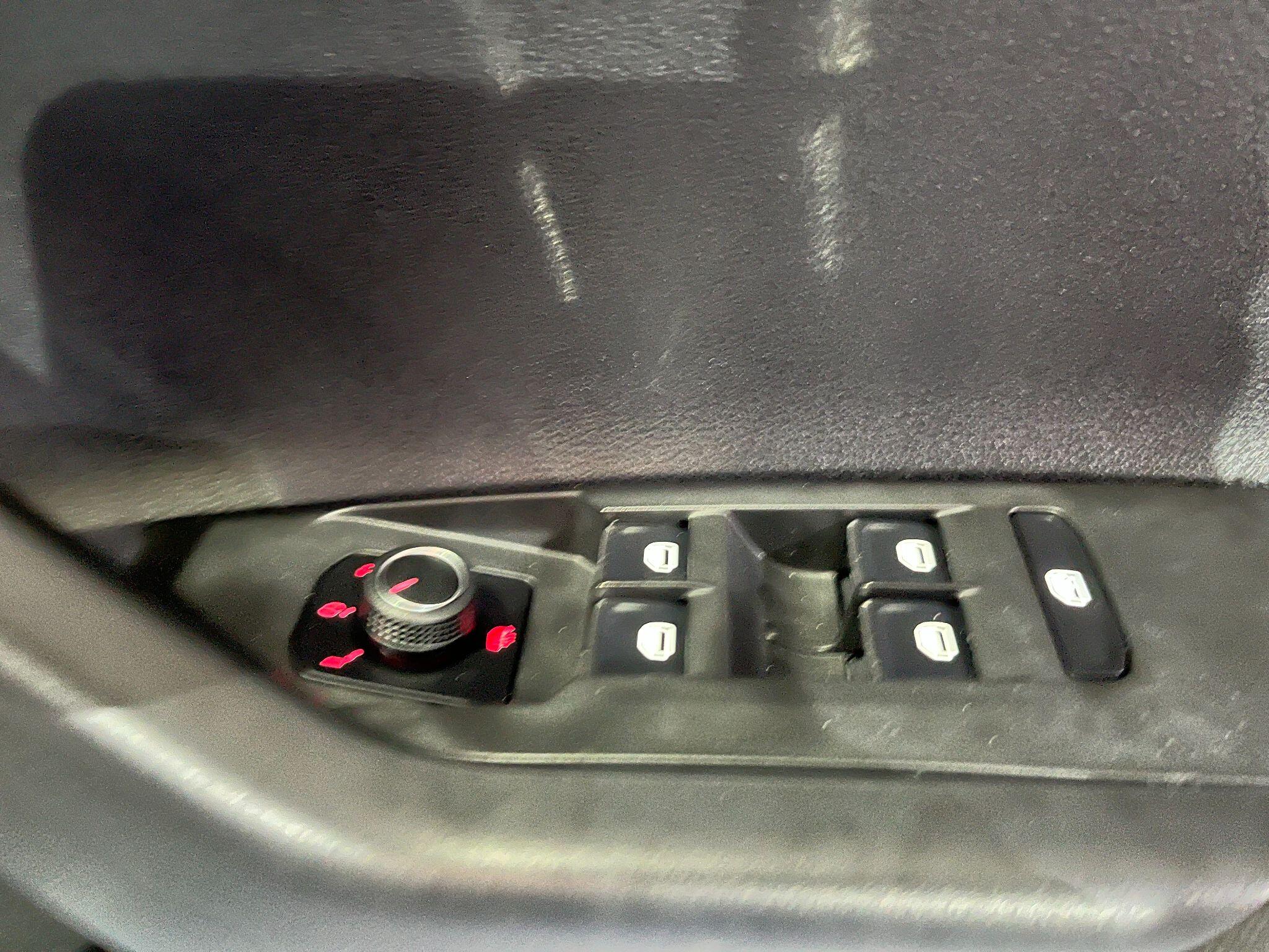 Volkswagen Polo view 47