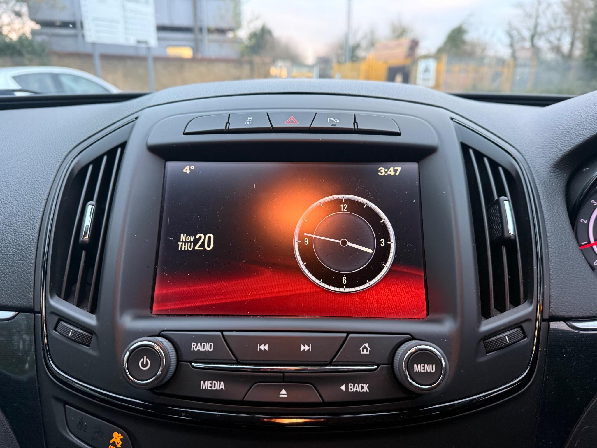 2013 Vauxhall Insignia image 15