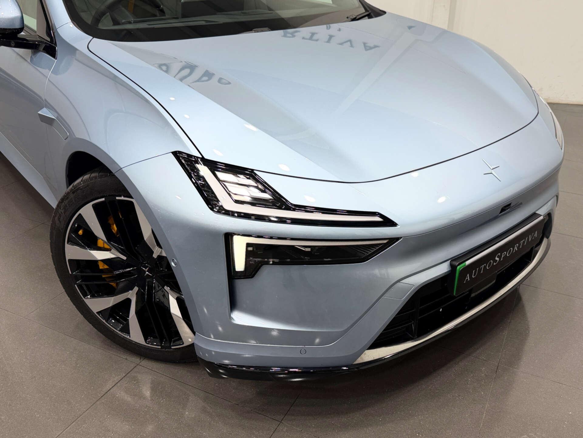Polestar 4 view 32