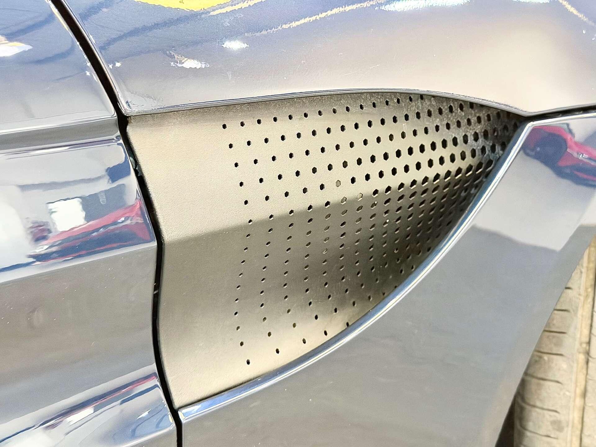 Aston Martin Vantage view 38