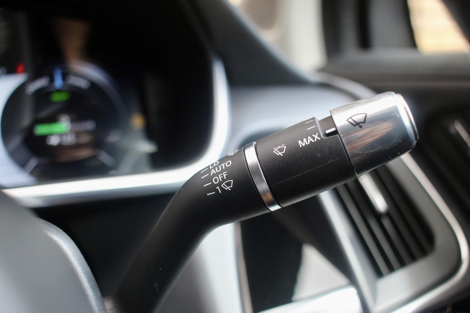 Jaguar I-Pace view 34