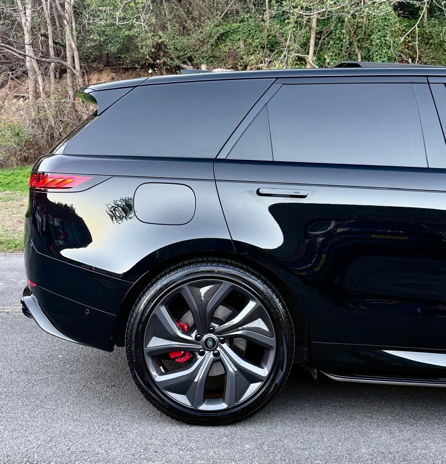 Land Rover Range Rover Sport view 22