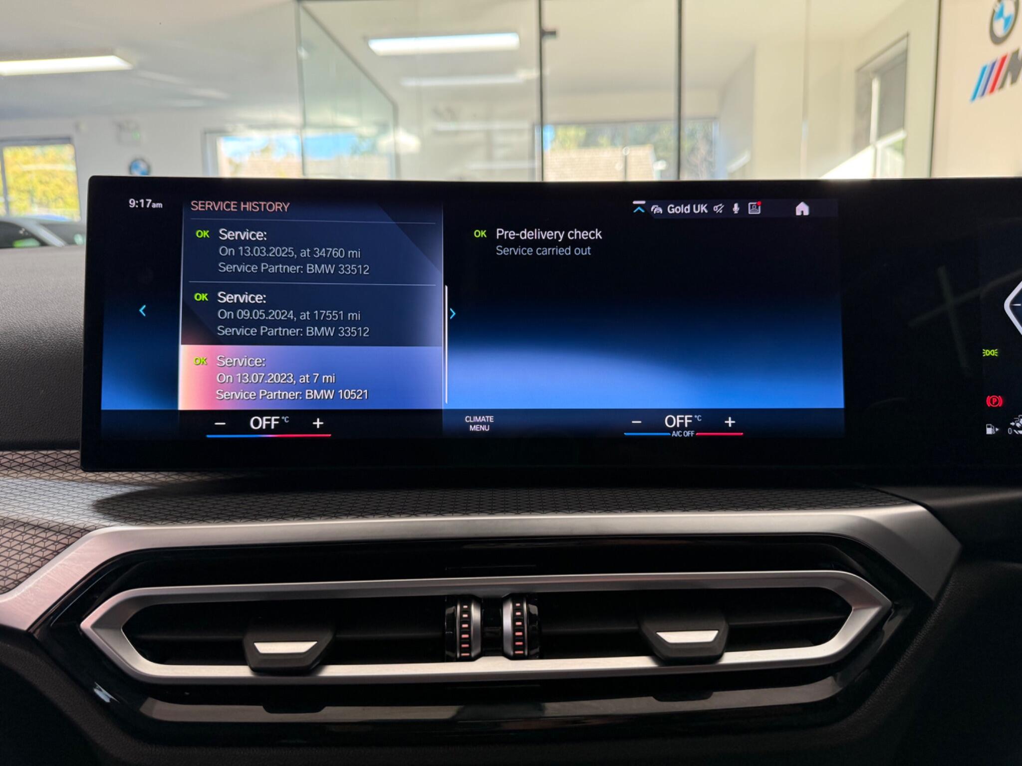 BMW 3 Series view 10