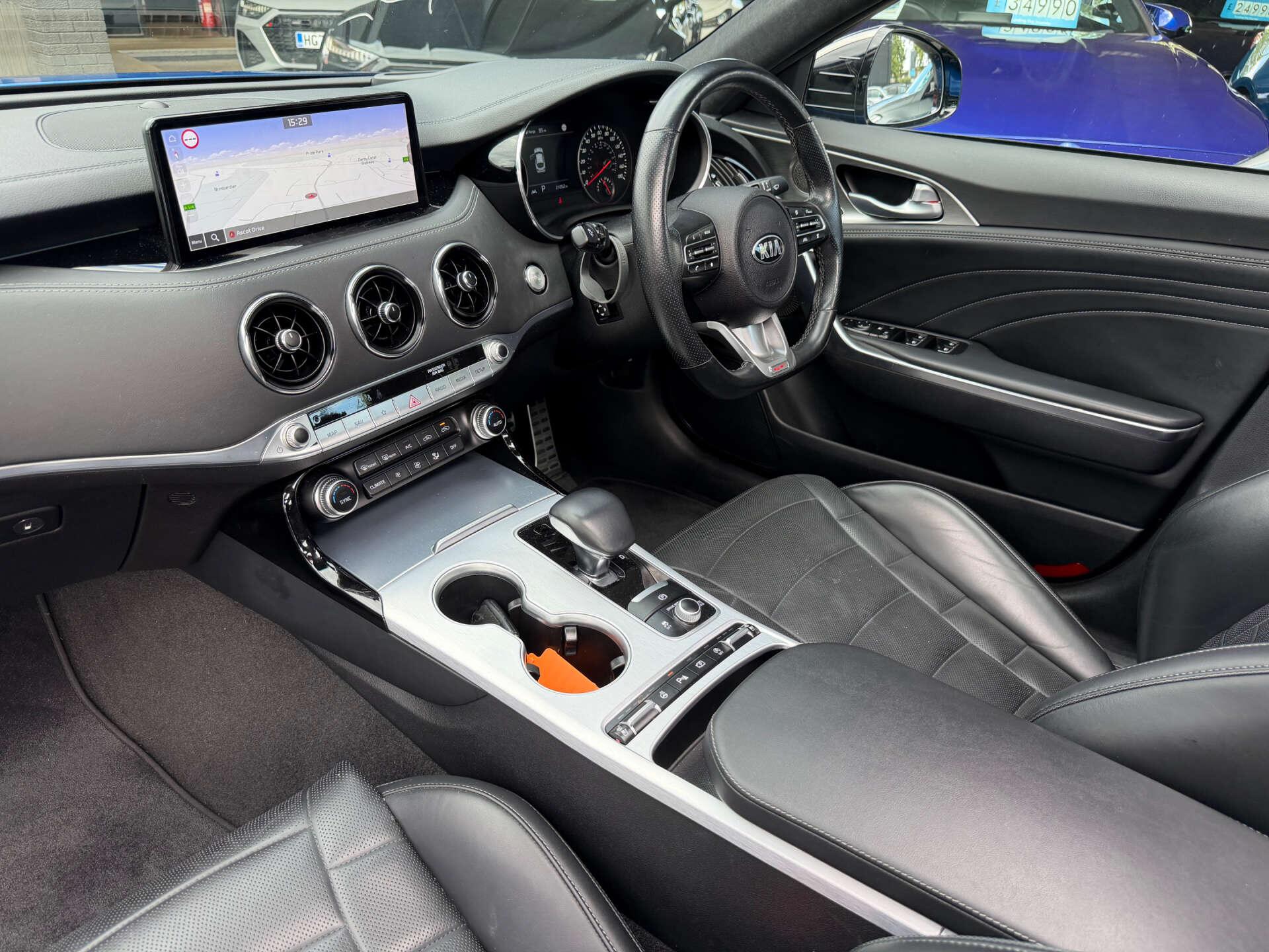 Kia Stinger view 4