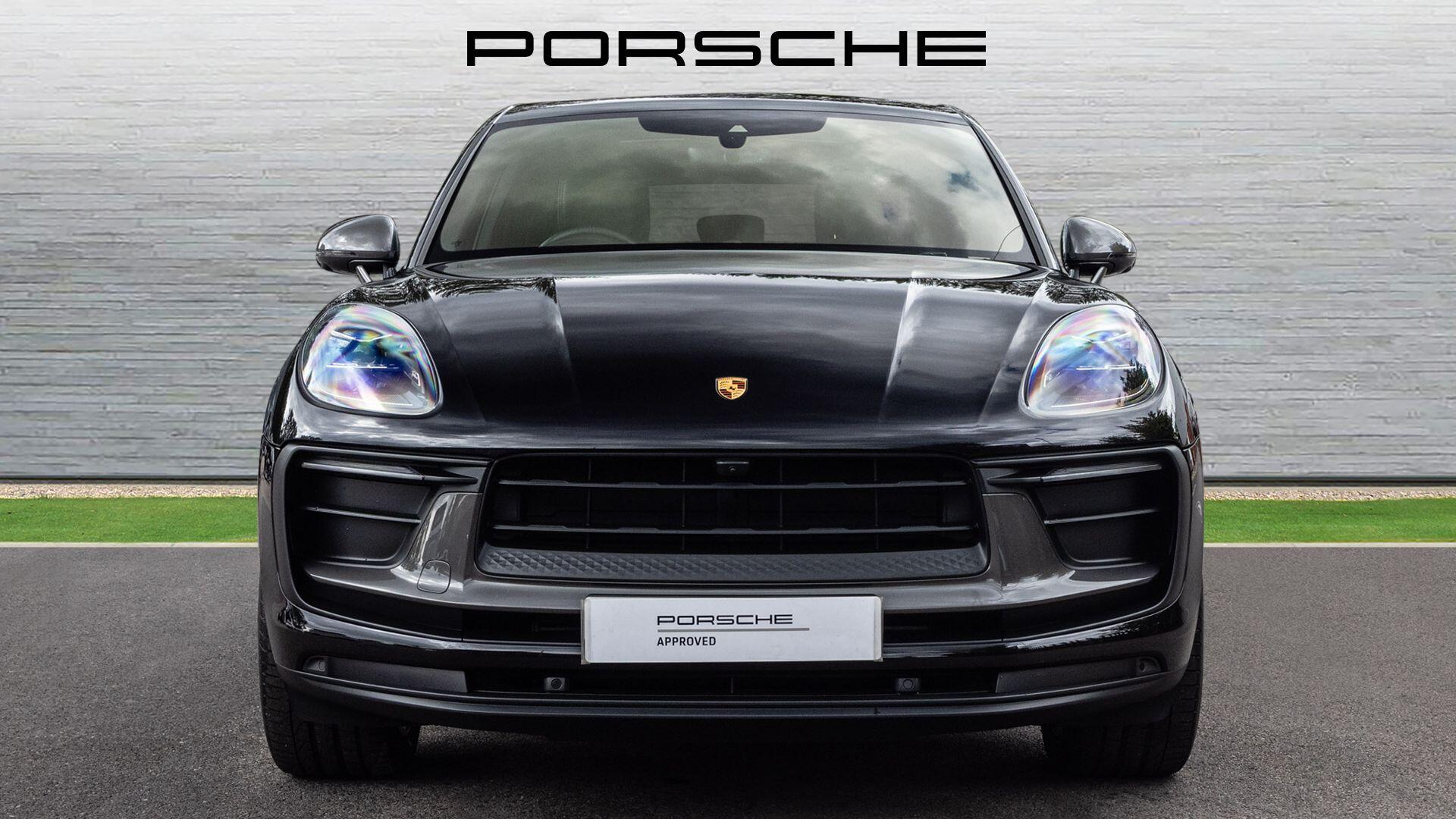 Porsche Macan view 2