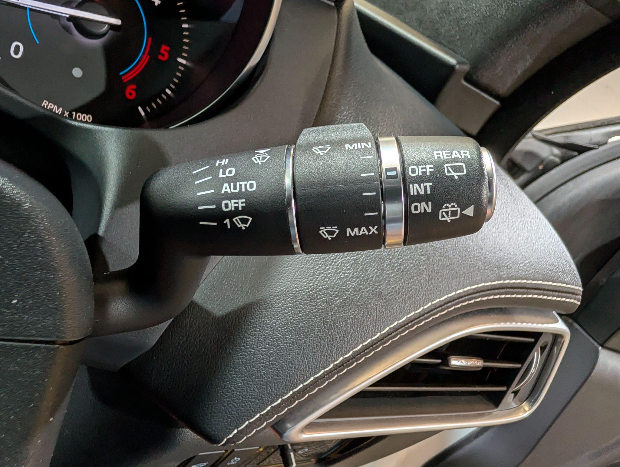 Jaguar F-Pace view 34