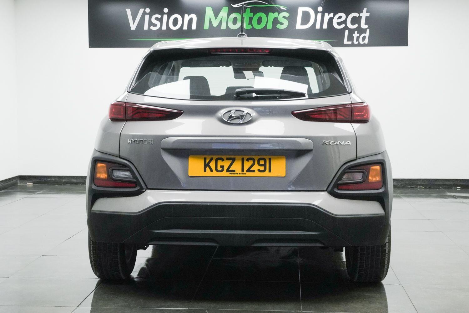 Hyundai Kona view 3