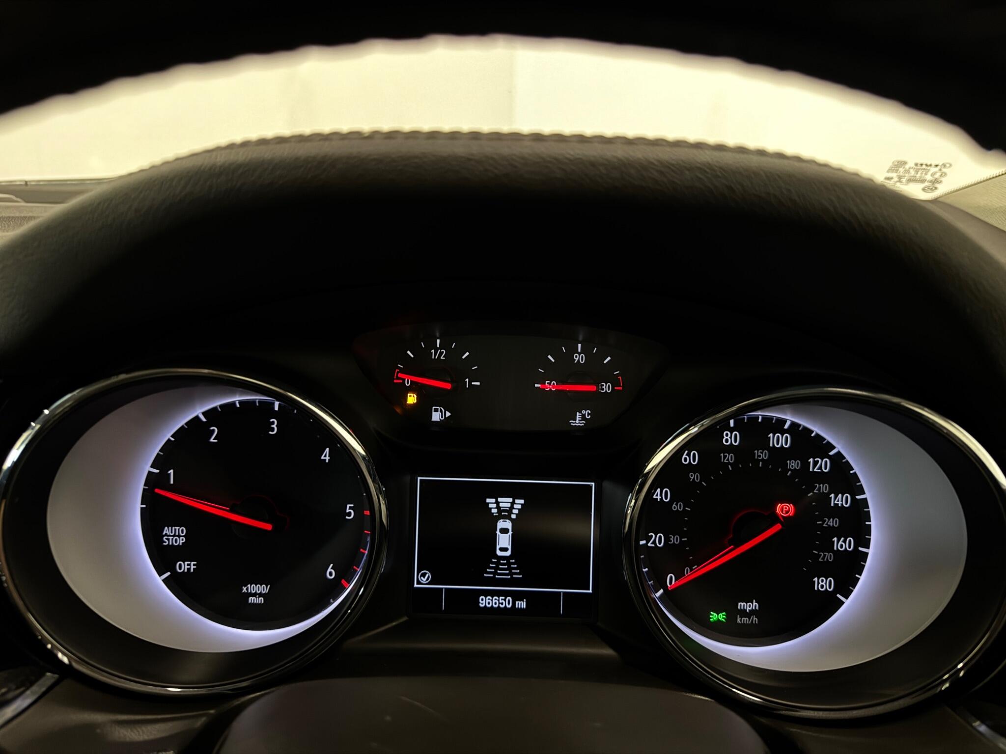 Vauxhall Insignia view 15