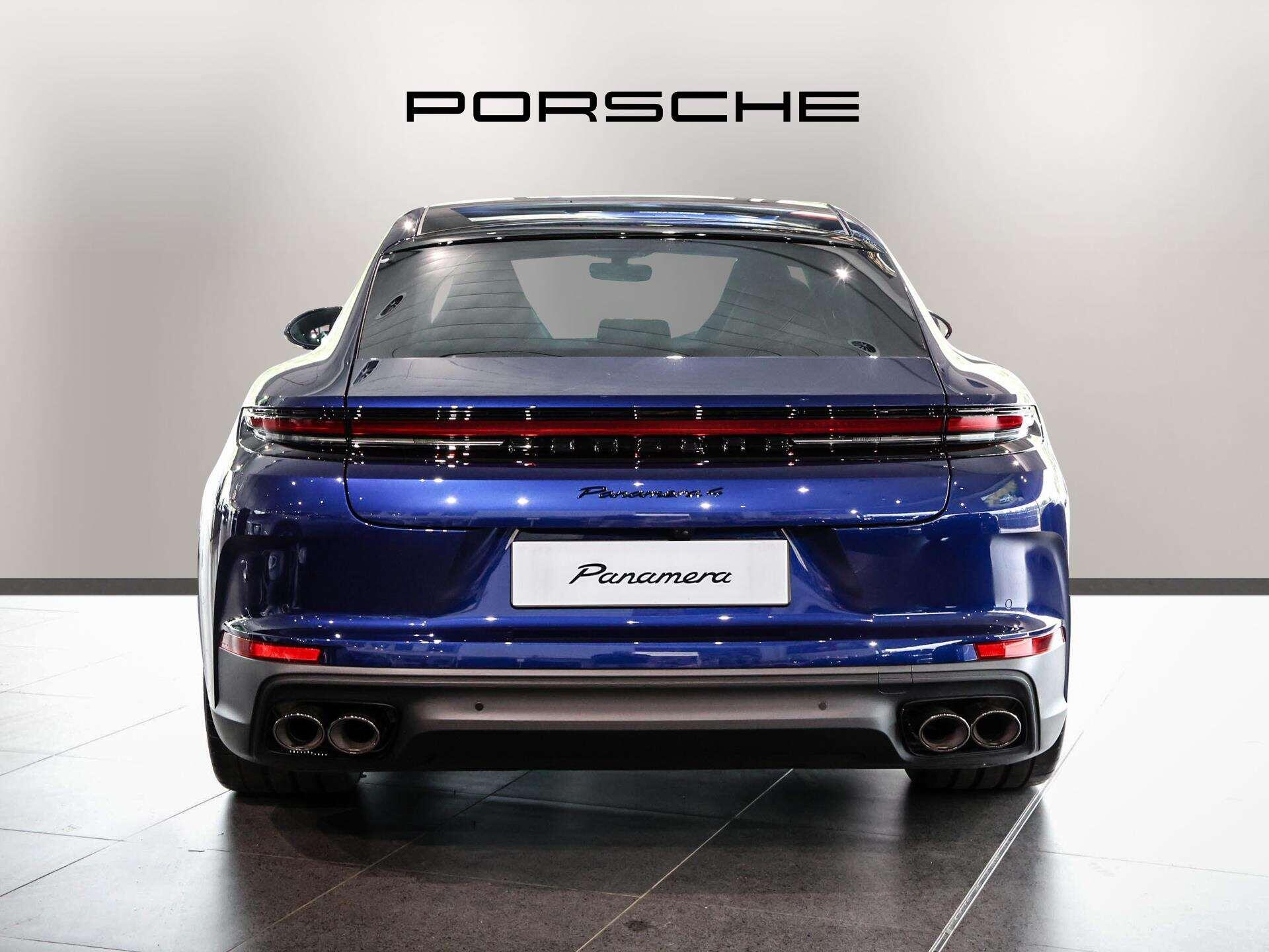 Porsche Panamera view 8