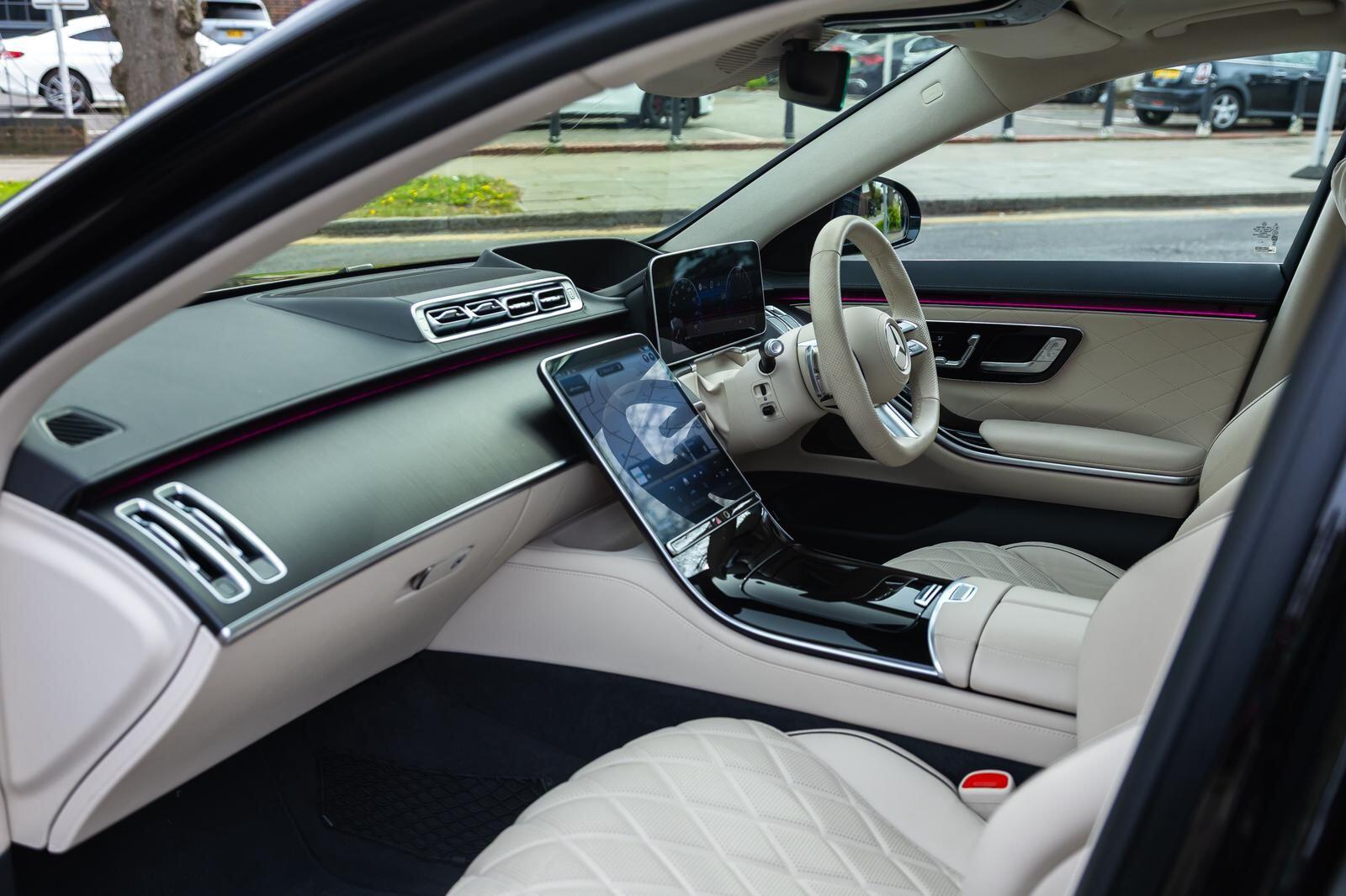 Mercedes-Benz S-Class view 8