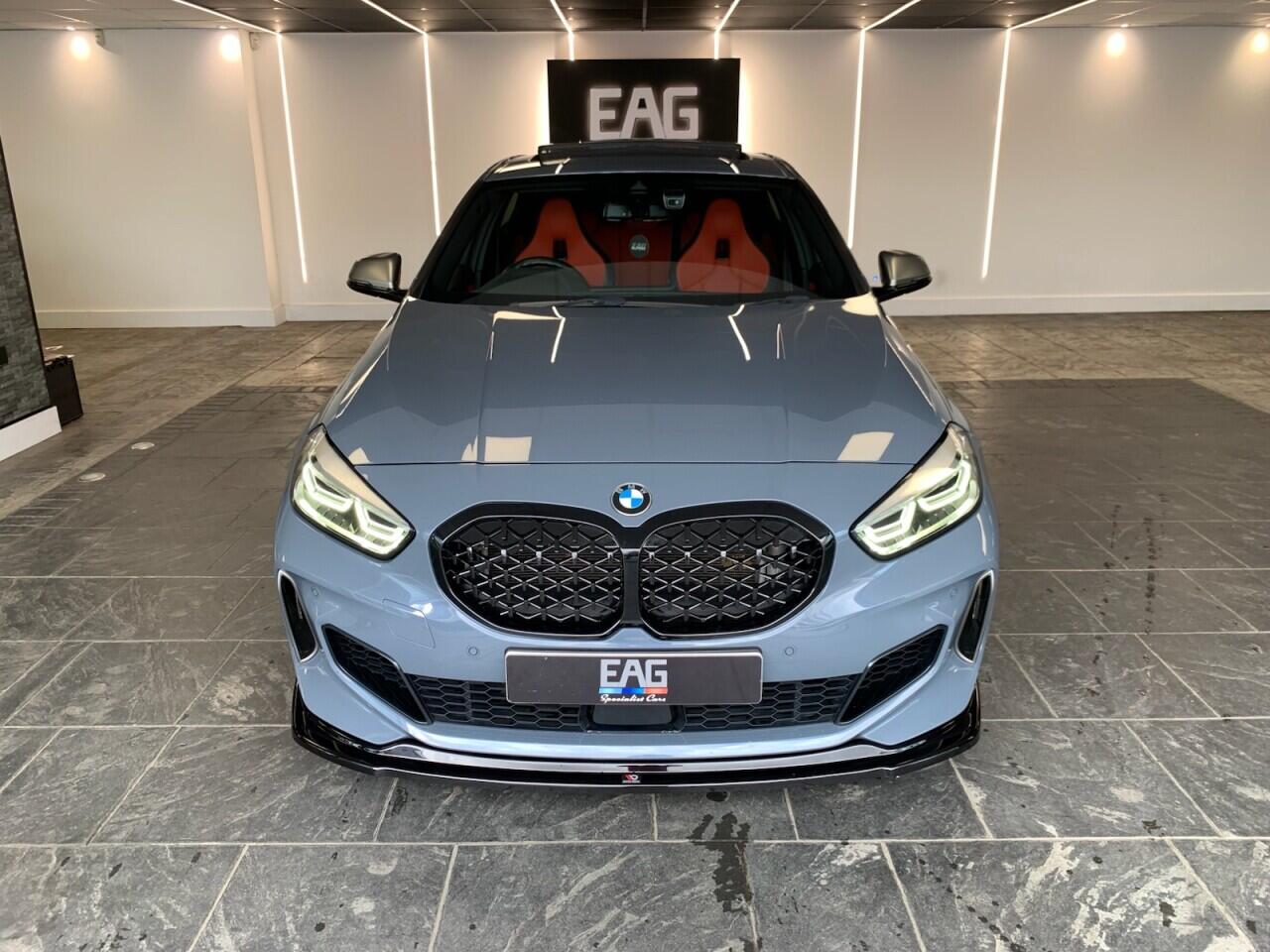 BMW 1 Series view 13