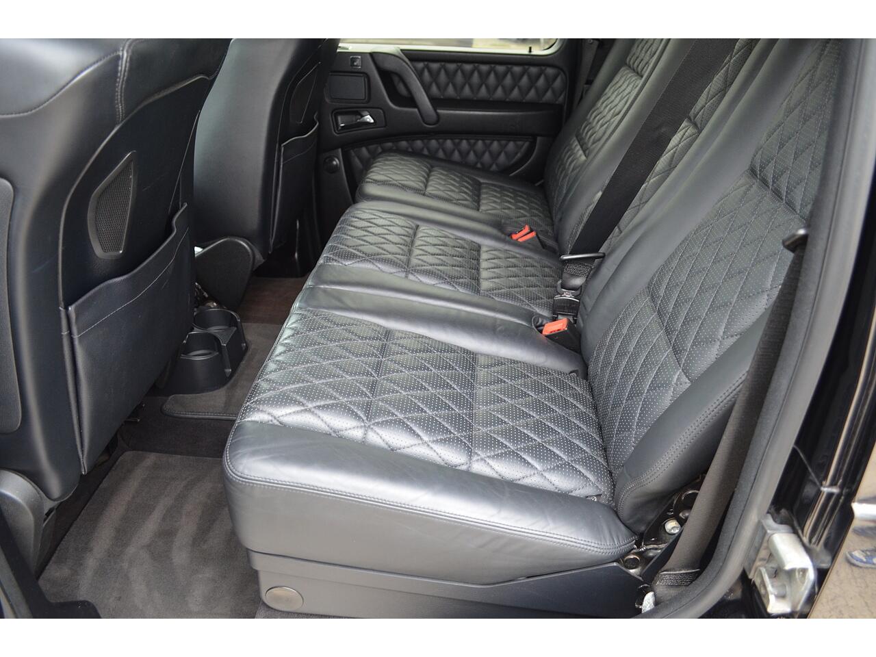 Mercedes-Benz G-Class view 23