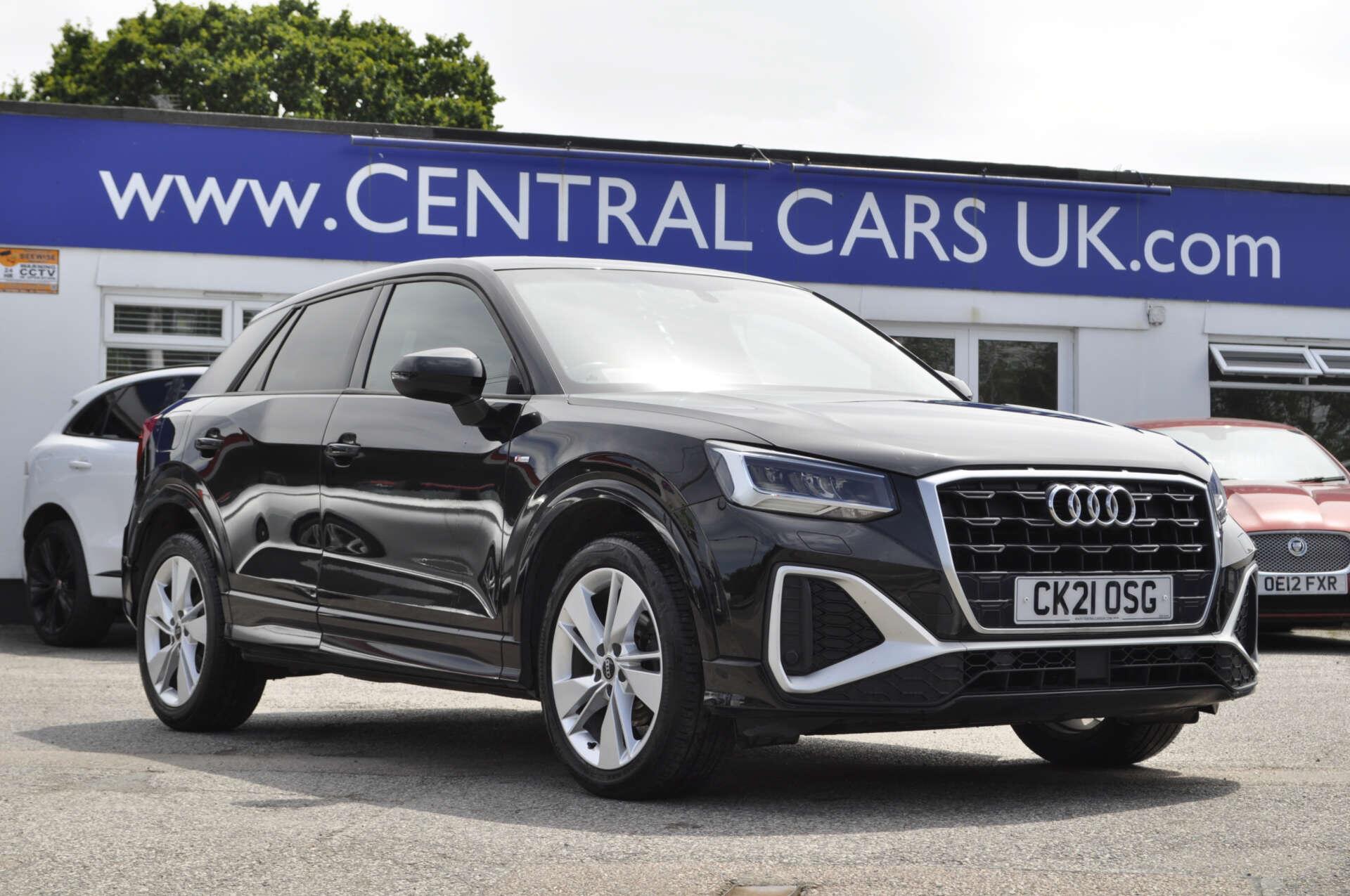 Audi Q2 main image