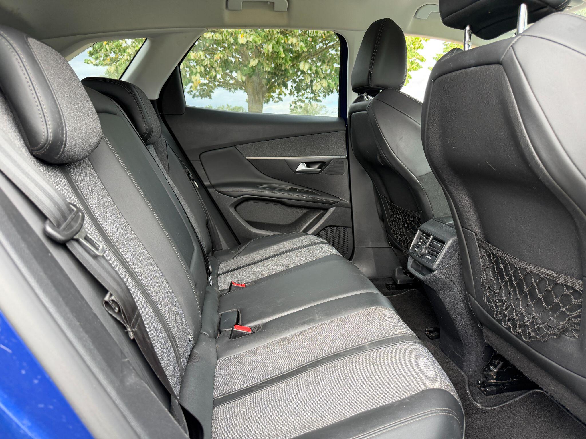 Peugeot 3008 view 24
