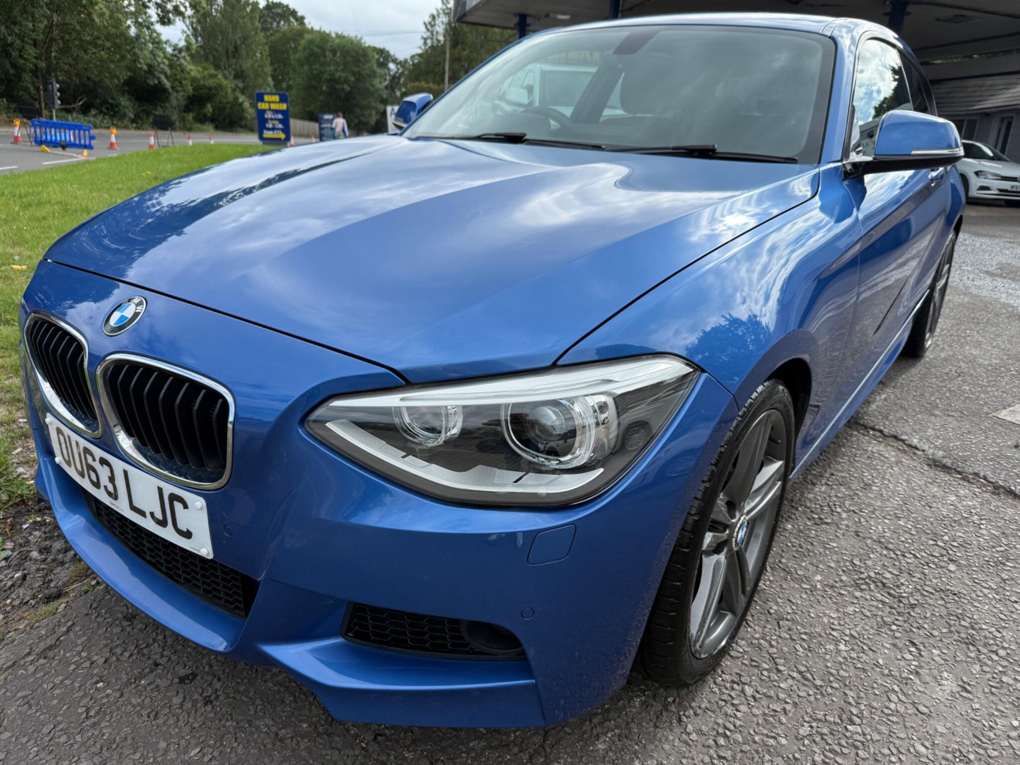 BMW 1 Series view 3