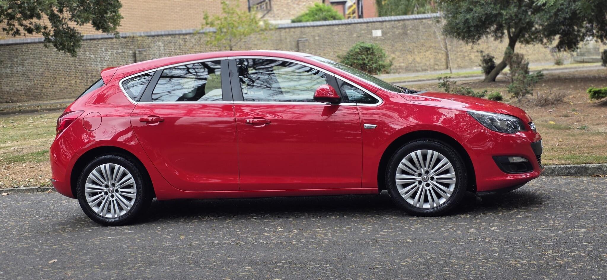 Vauxhall Astra view 23