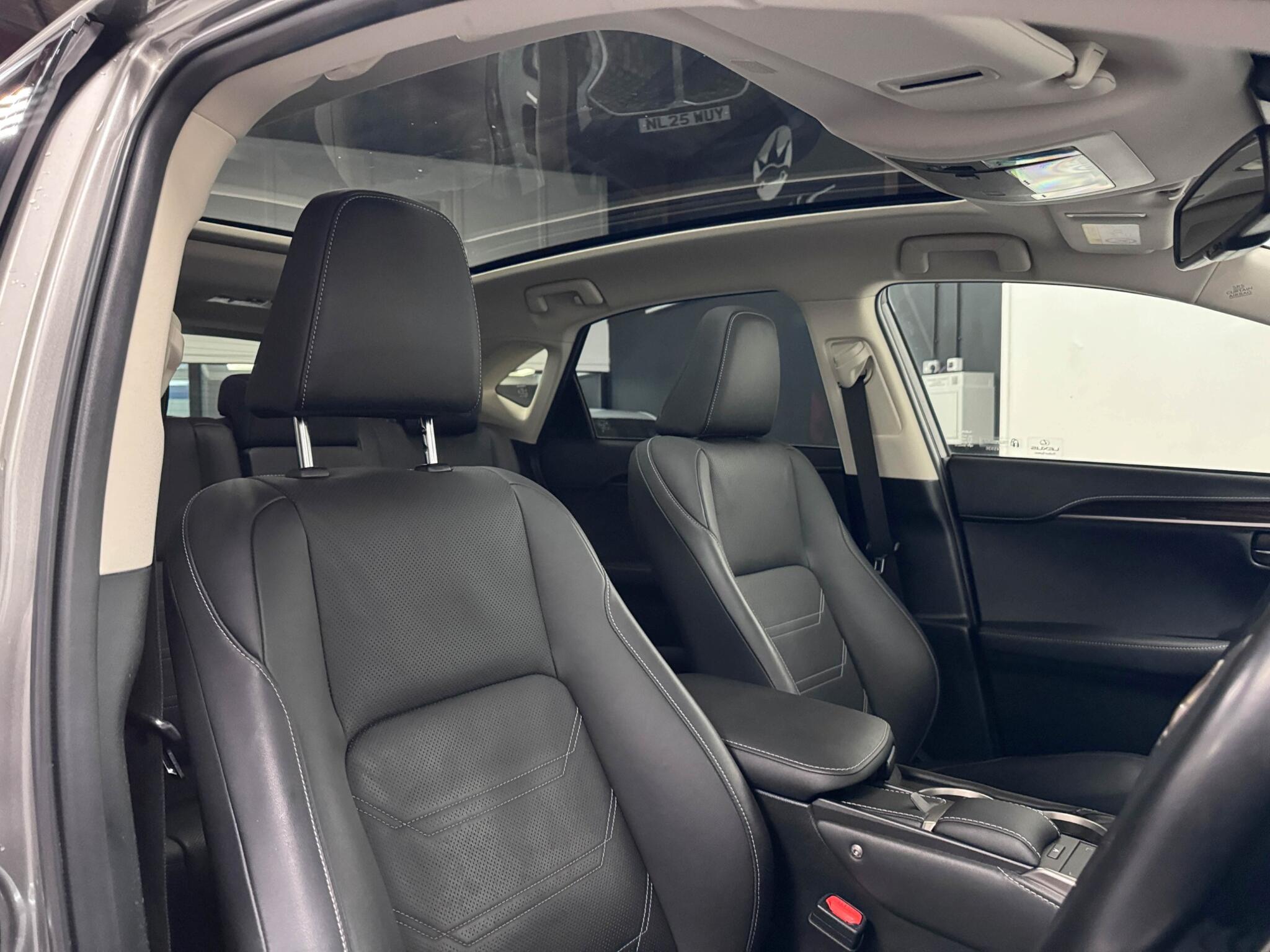Lexus NX view 32