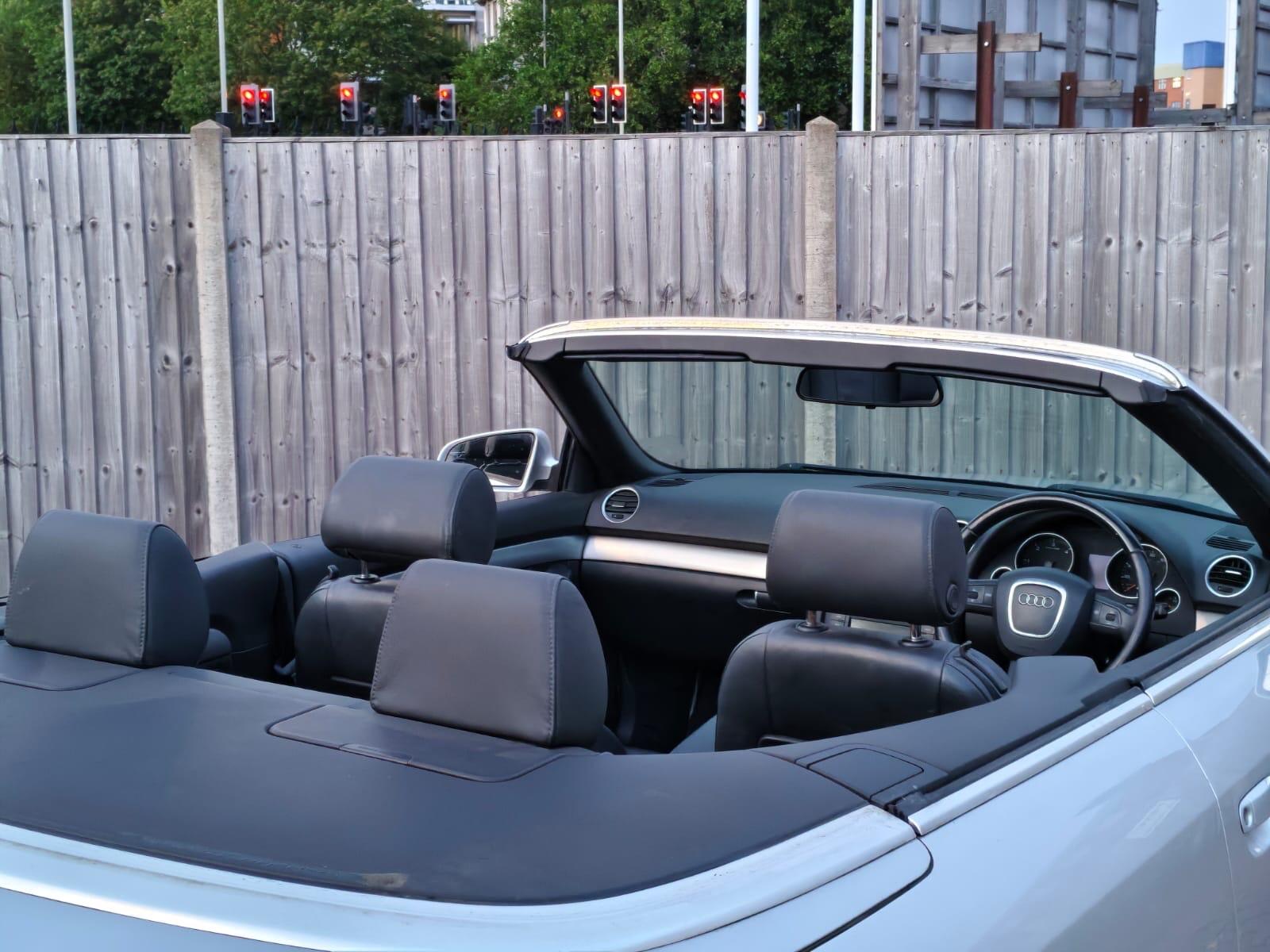 Audi A4 view 12
