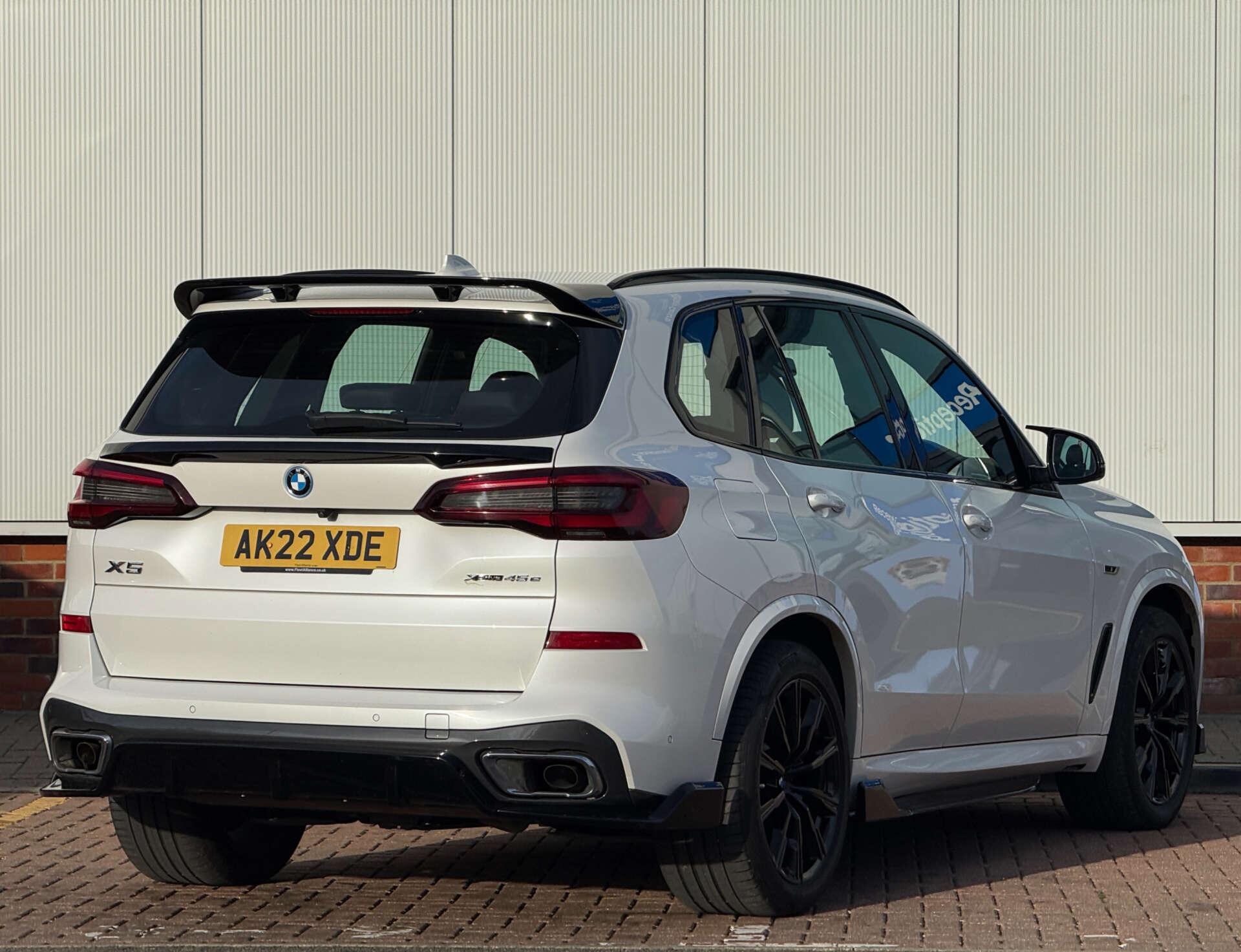 BMW X5 view 6