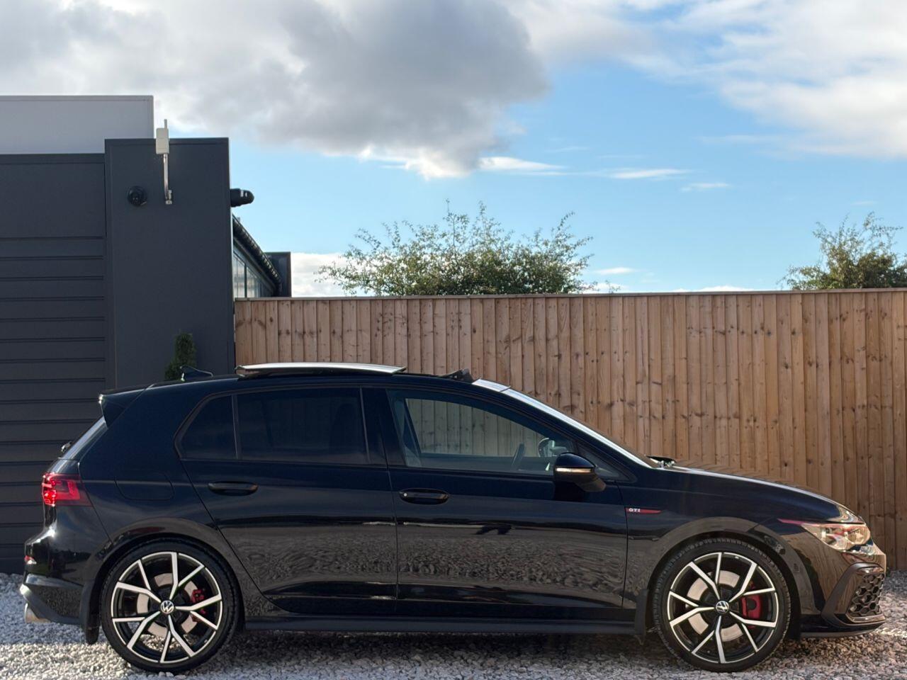 Volkswagen Golf view 9