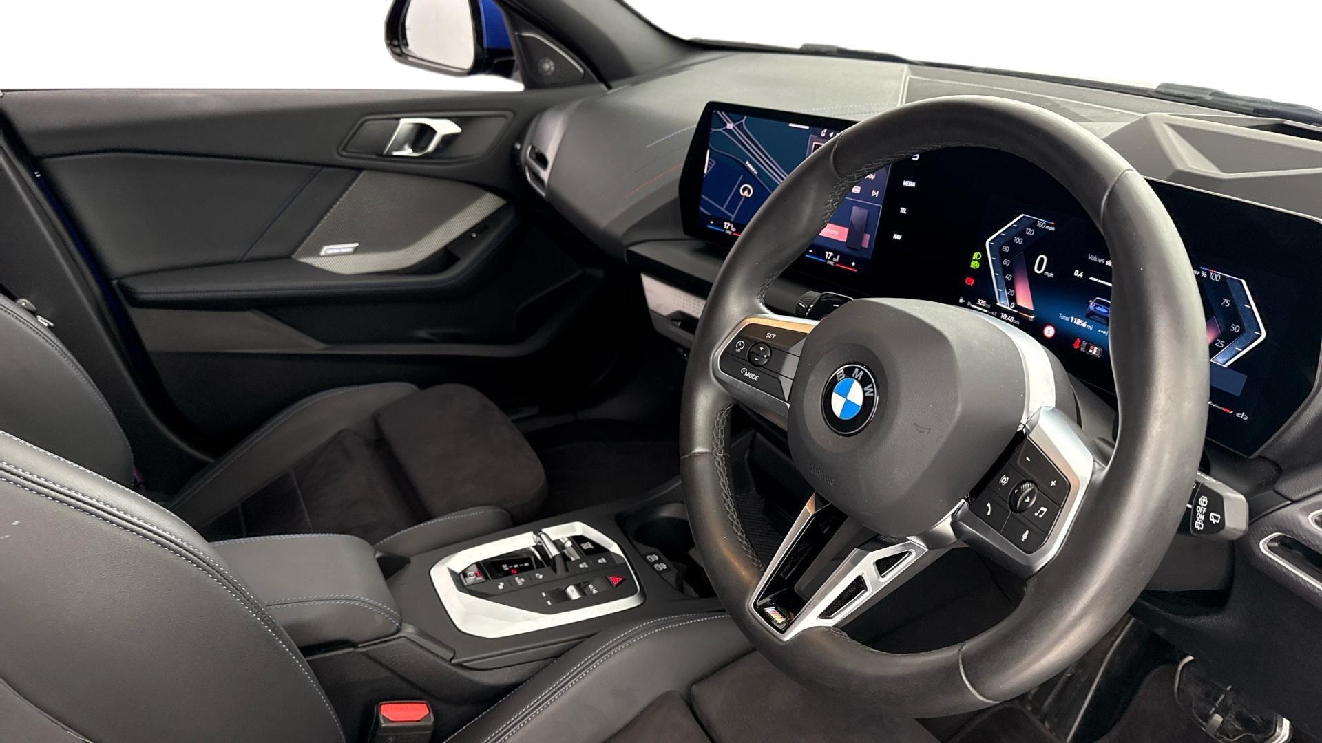 BMW 1 Series view 6
