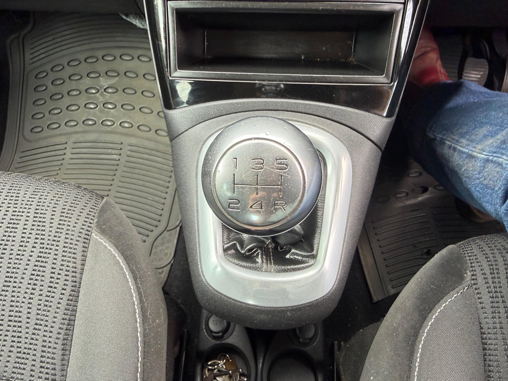 Citroen C3 Picasso view 30