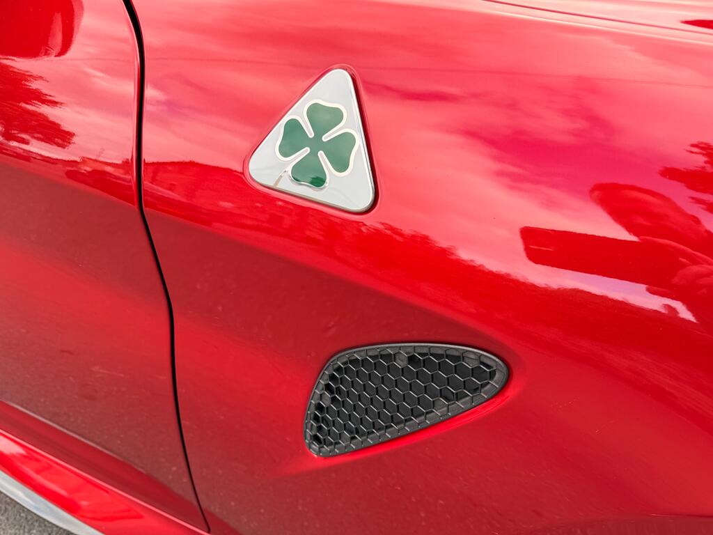 Alfa Romeo Giulia view 20