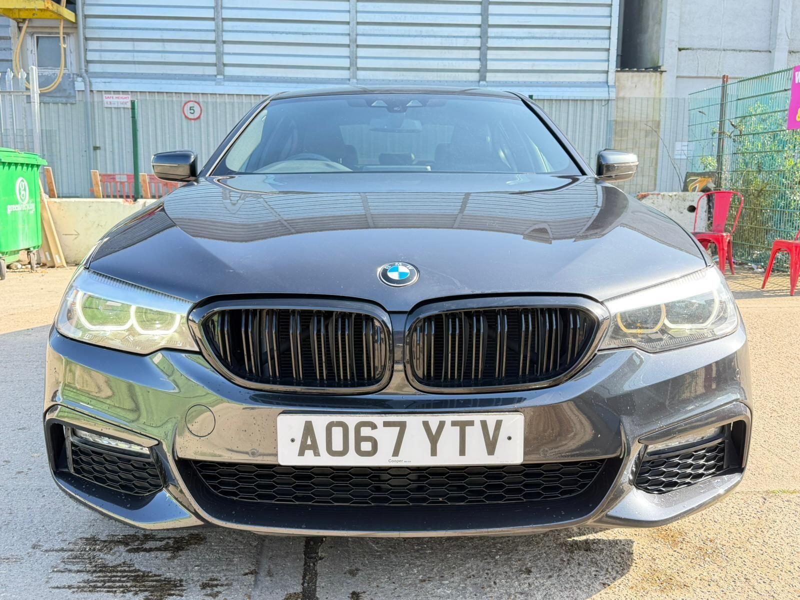BMW 5 Series view 13