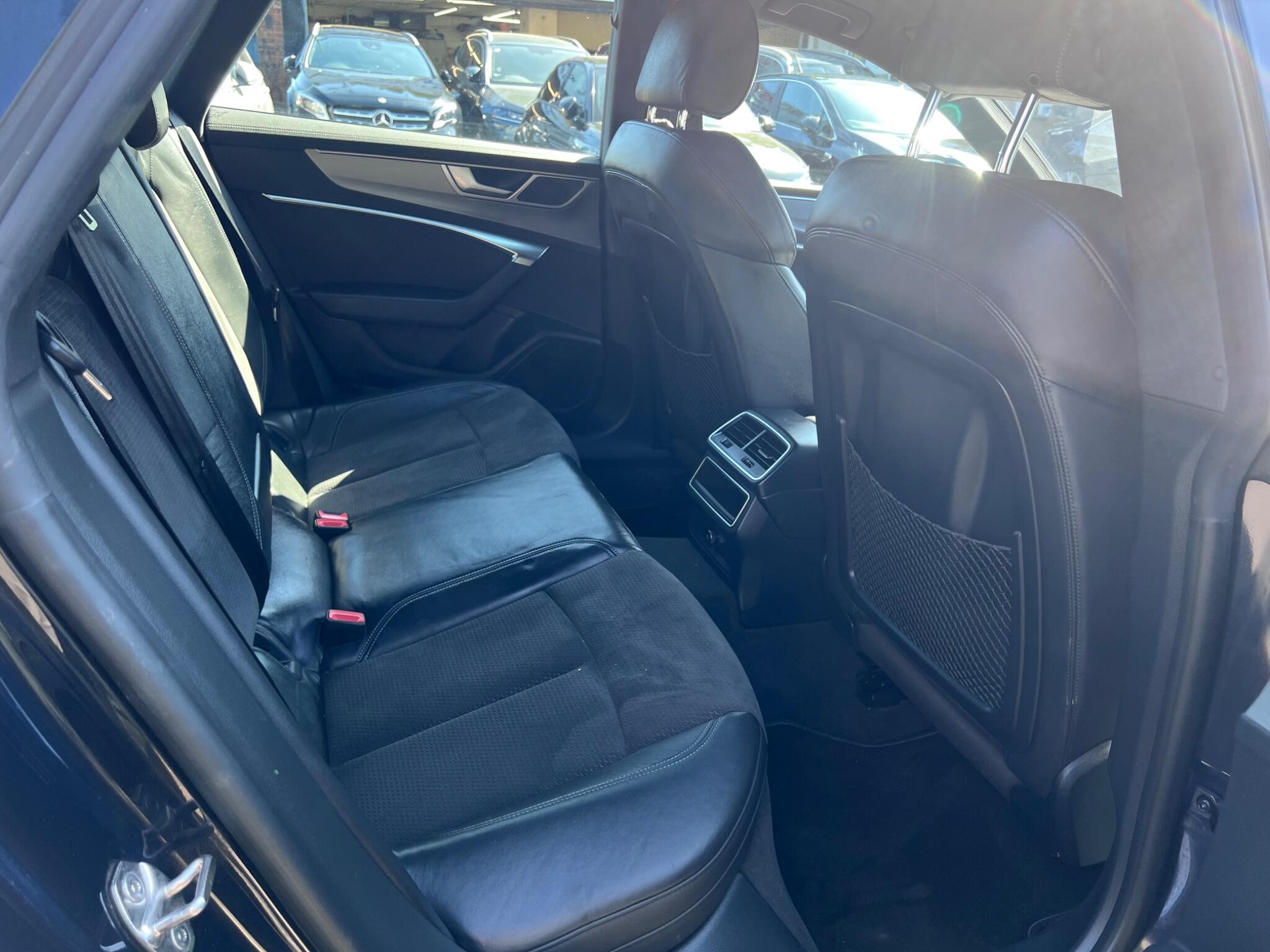 Audi A7 view 34