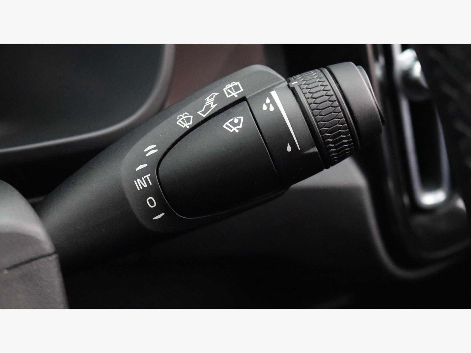 Volvo XC40 view 23